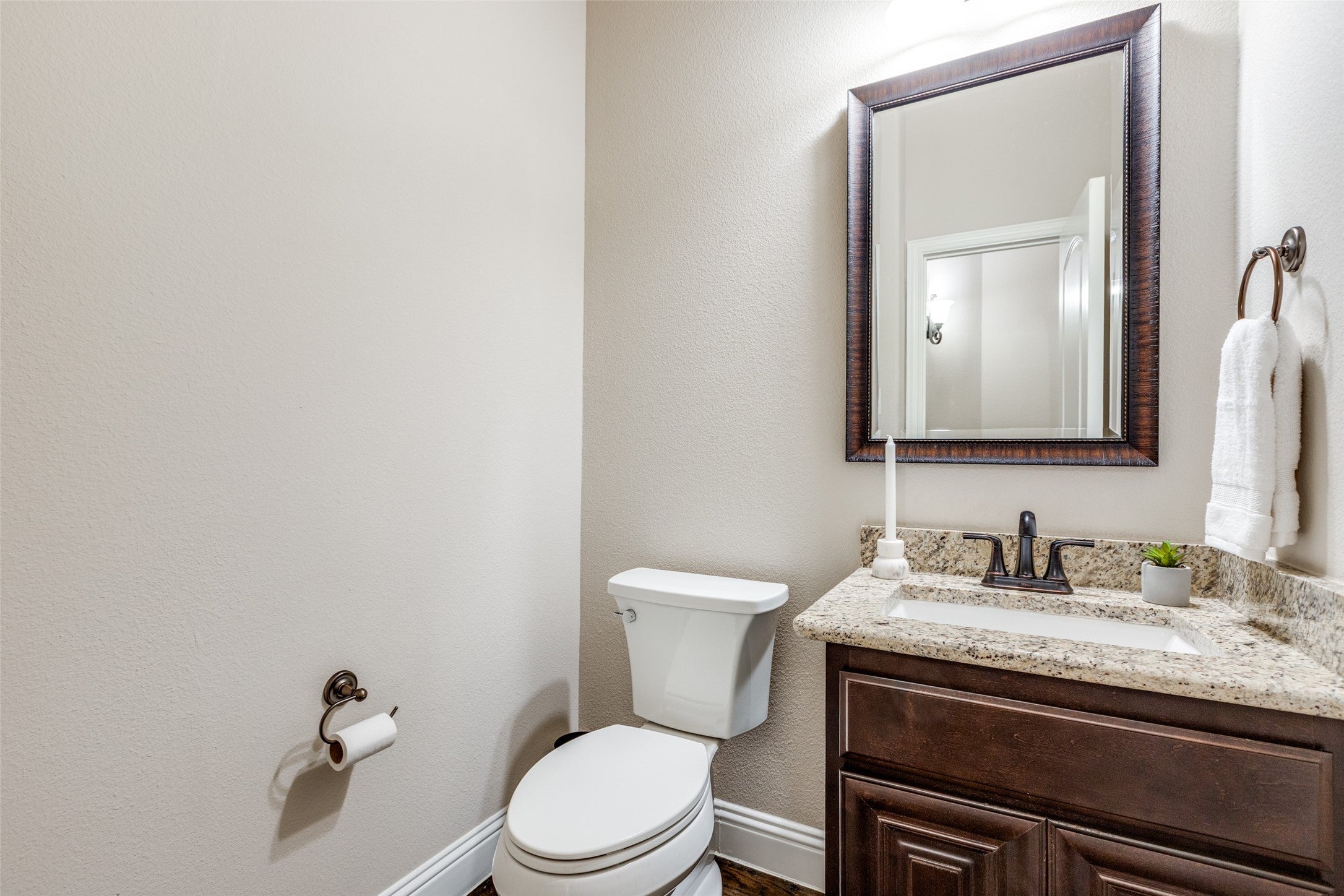 Frisco, Texas, 75033, United States, 5 Bedrooms Bedrooms, ,5 BathroomsBathrooms,Residential,Active,1994954