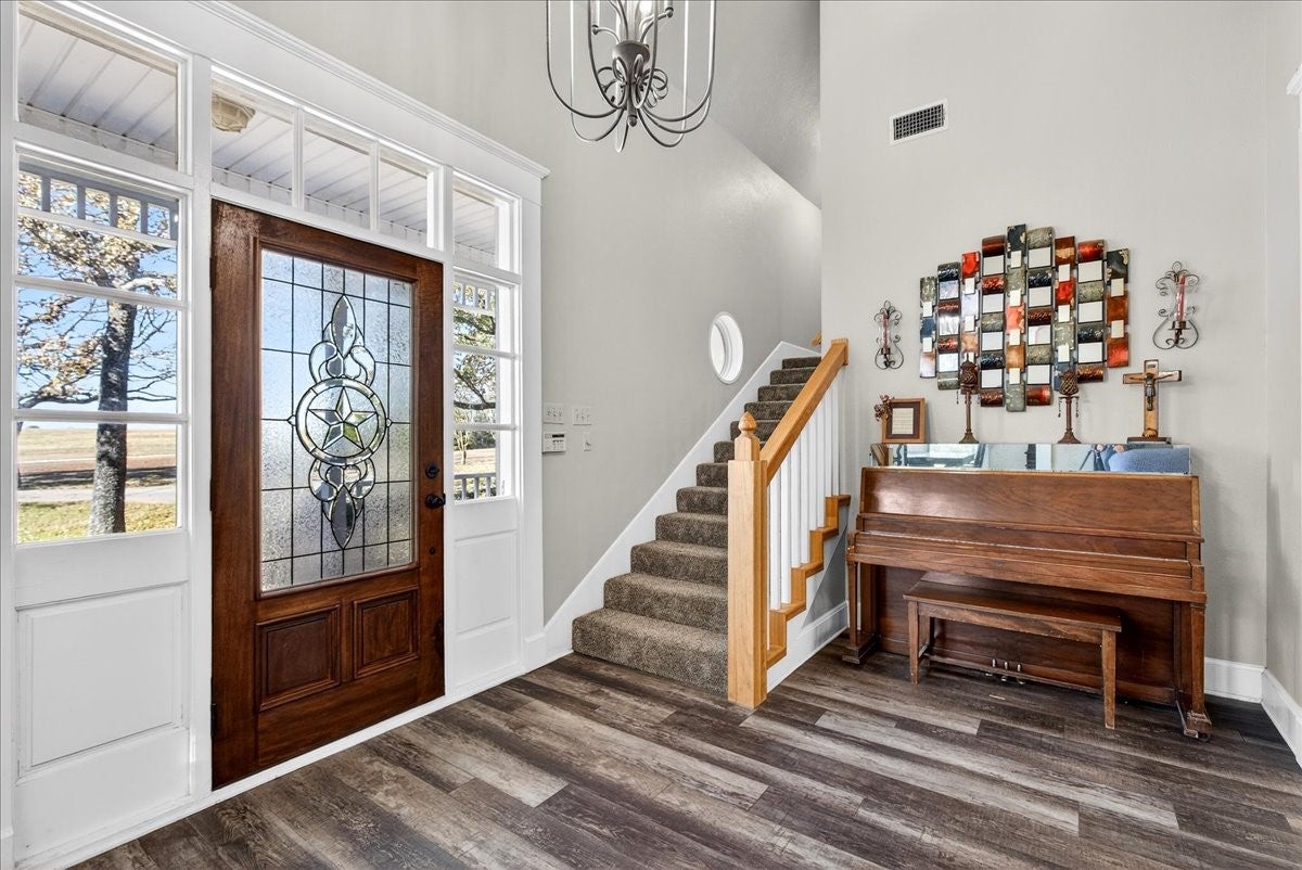 Scurry, Texas, 75158, United States, 4 Bedrooms Bedrooms, ,3 BathroomsBathrooms,Residential,Active,2007195