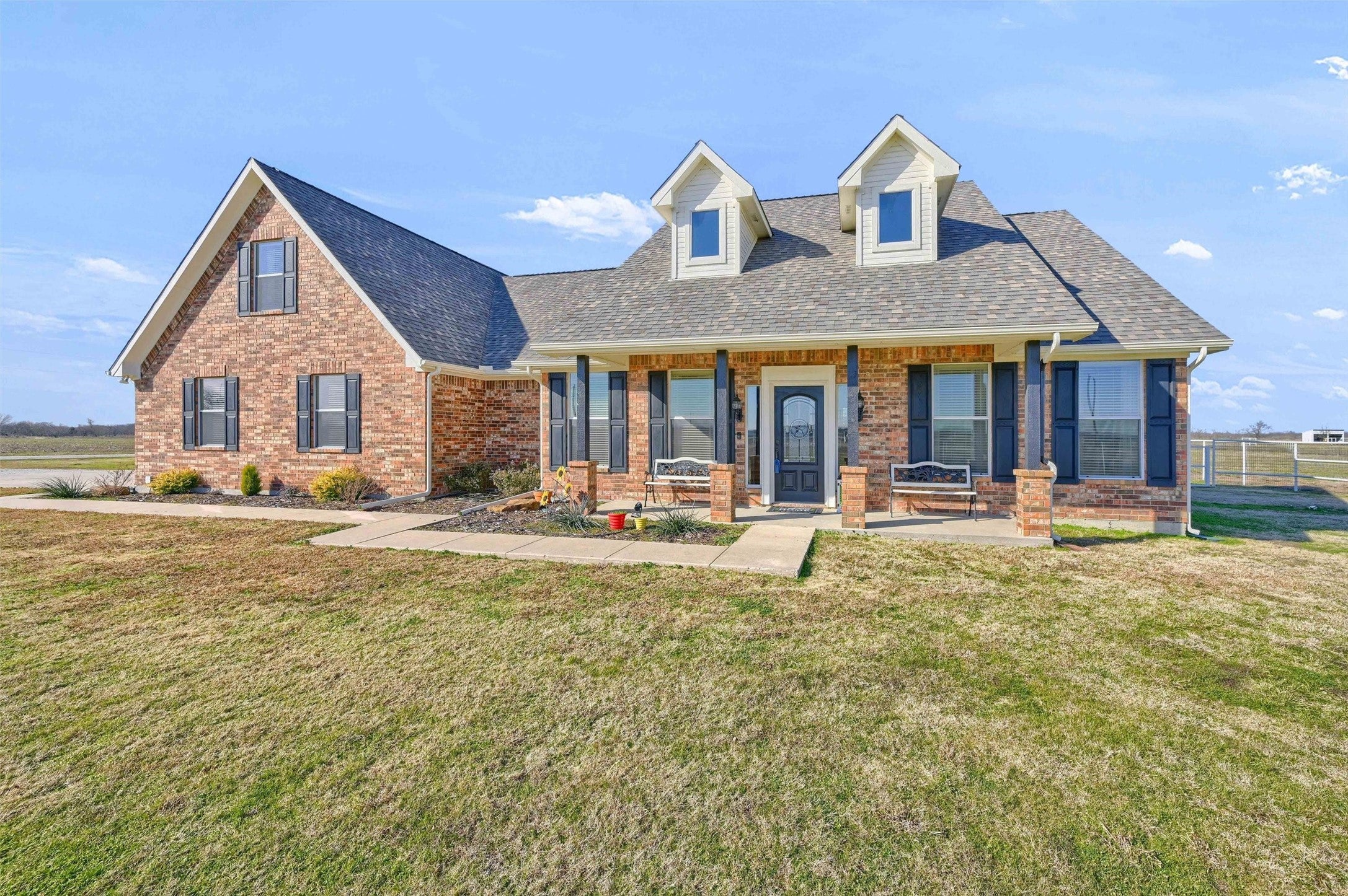 Tioga, Texas, 76271, United States, ,7 BathroomsBathrooms,Residential,Active,1841304