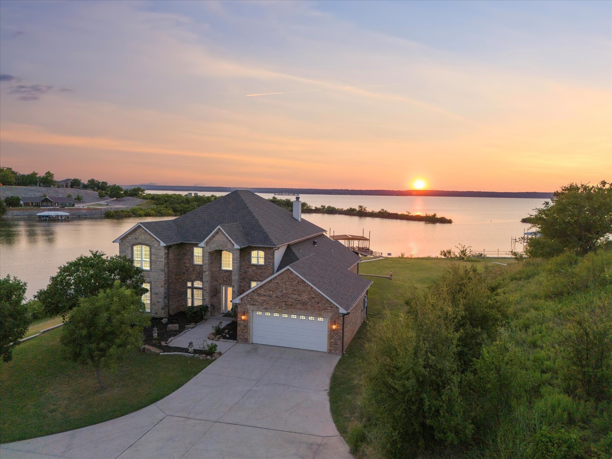 Runaway Bay, Texas, 76426, United States, 4 Bedrooms Bedrooms, ,4 BathroomsBathrooms,Residential,Active,1909882