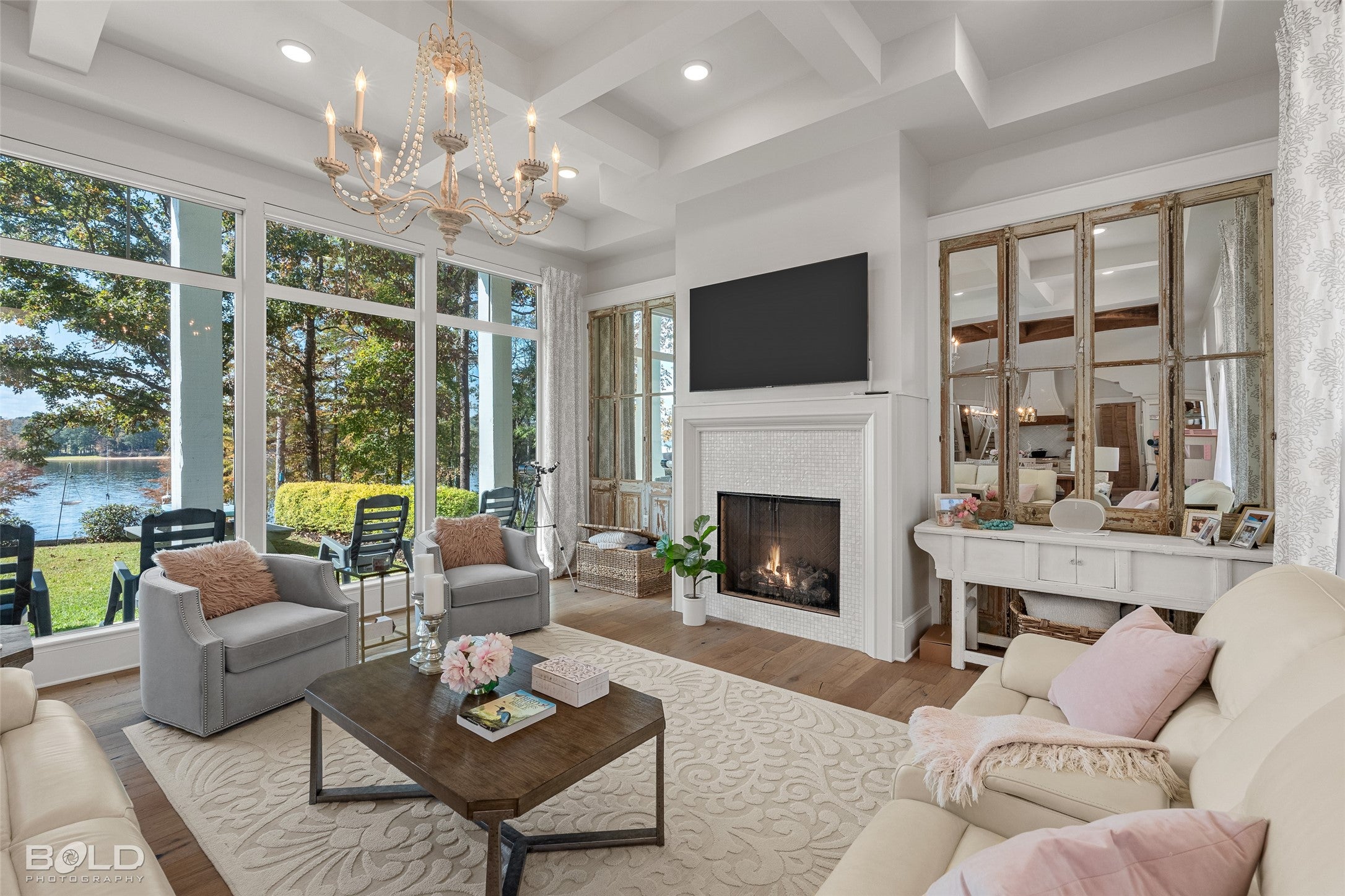 Many, Louisiana, 71449, United States, 3 Bedrooms Bedrooms, ,4 BathroomsBathrooms,Residential,Active,1993970