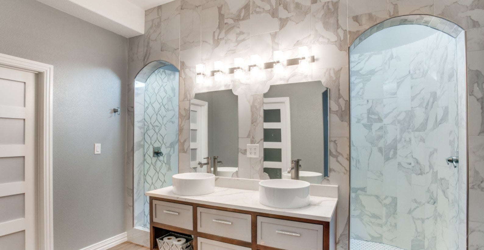 Cleburne, Texas, 76031, United States, ,5 BathroomsBathrooms,Residential,Active,1820498