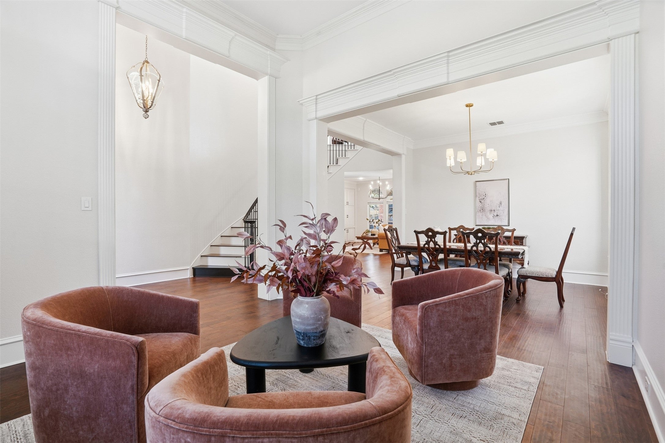 Southlake, Texas, 76092, United States, 5 Bedrooms Bedrooms, ,4 BathroomsBathrooms,Residential,Active,2008272