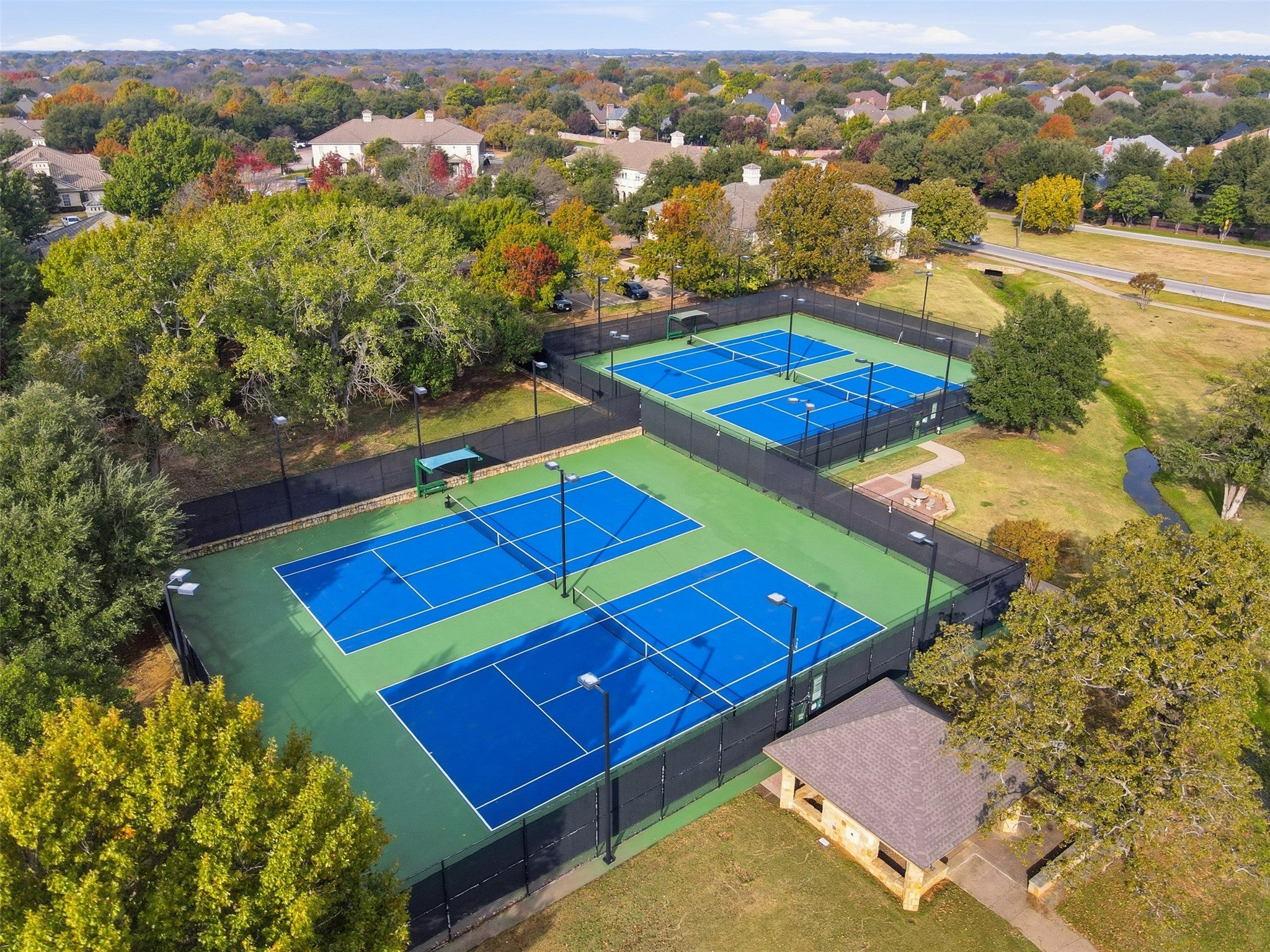 Southlake, Texas, 76092, United States, 5 Bedrooms Bedrooms, ,4 BathroomsBathrooms,Residential,Active,2008272