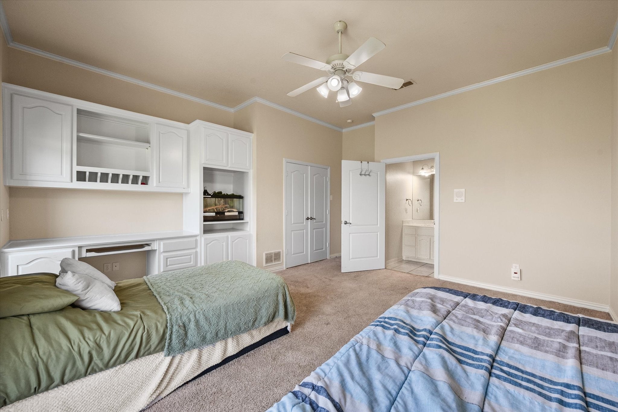 Blooming Grove, Texas, 76626, United States, 4 Bedrooms Bedrooms, ,6 BathroomsBathrooms,Residential,Active,2003548