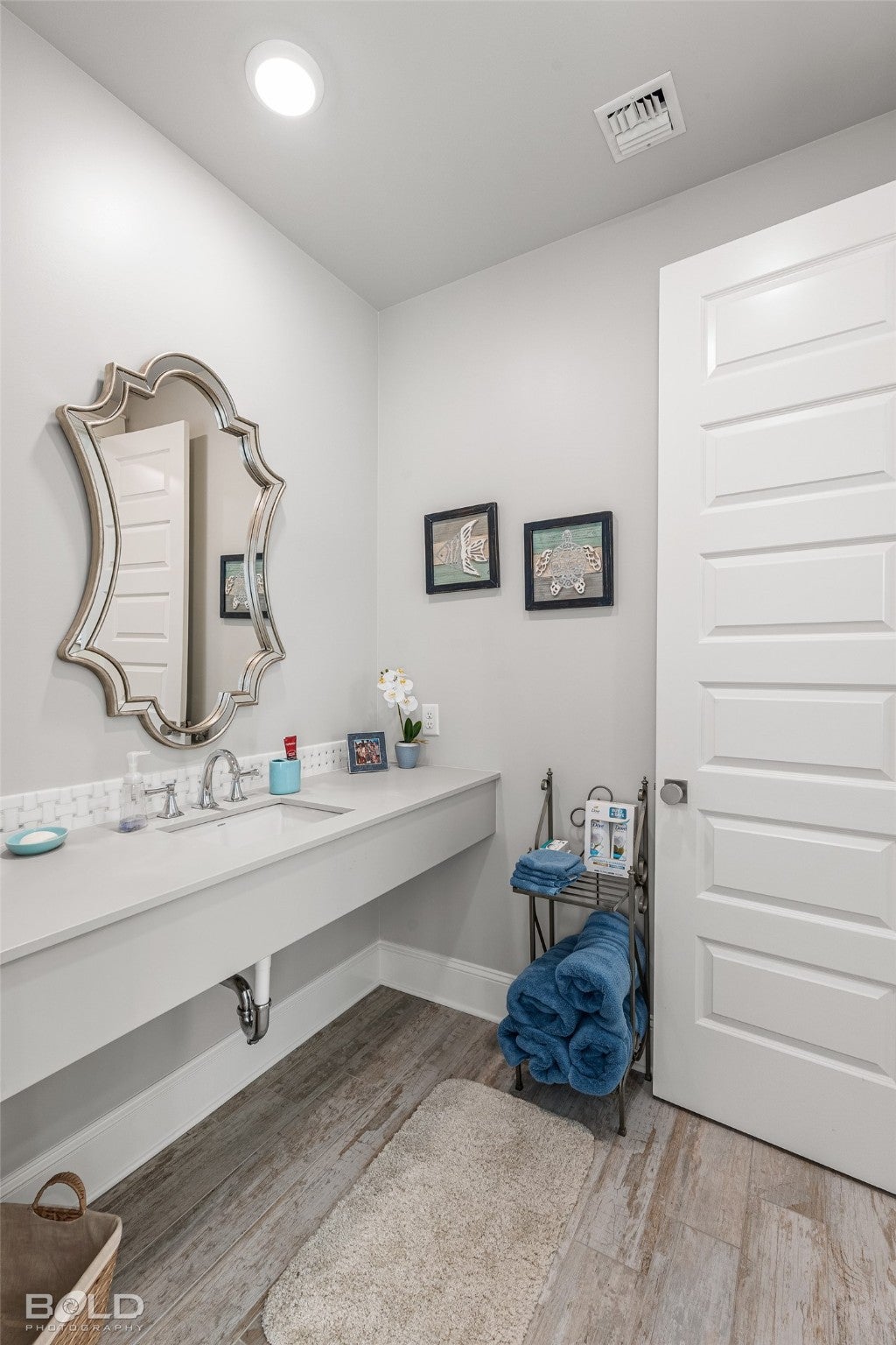 Many, Louisiana, 71449, United States, 3 Bedrooms Bedrooms, ,4 BathroomsBathrooms,Residential,Active,1993970