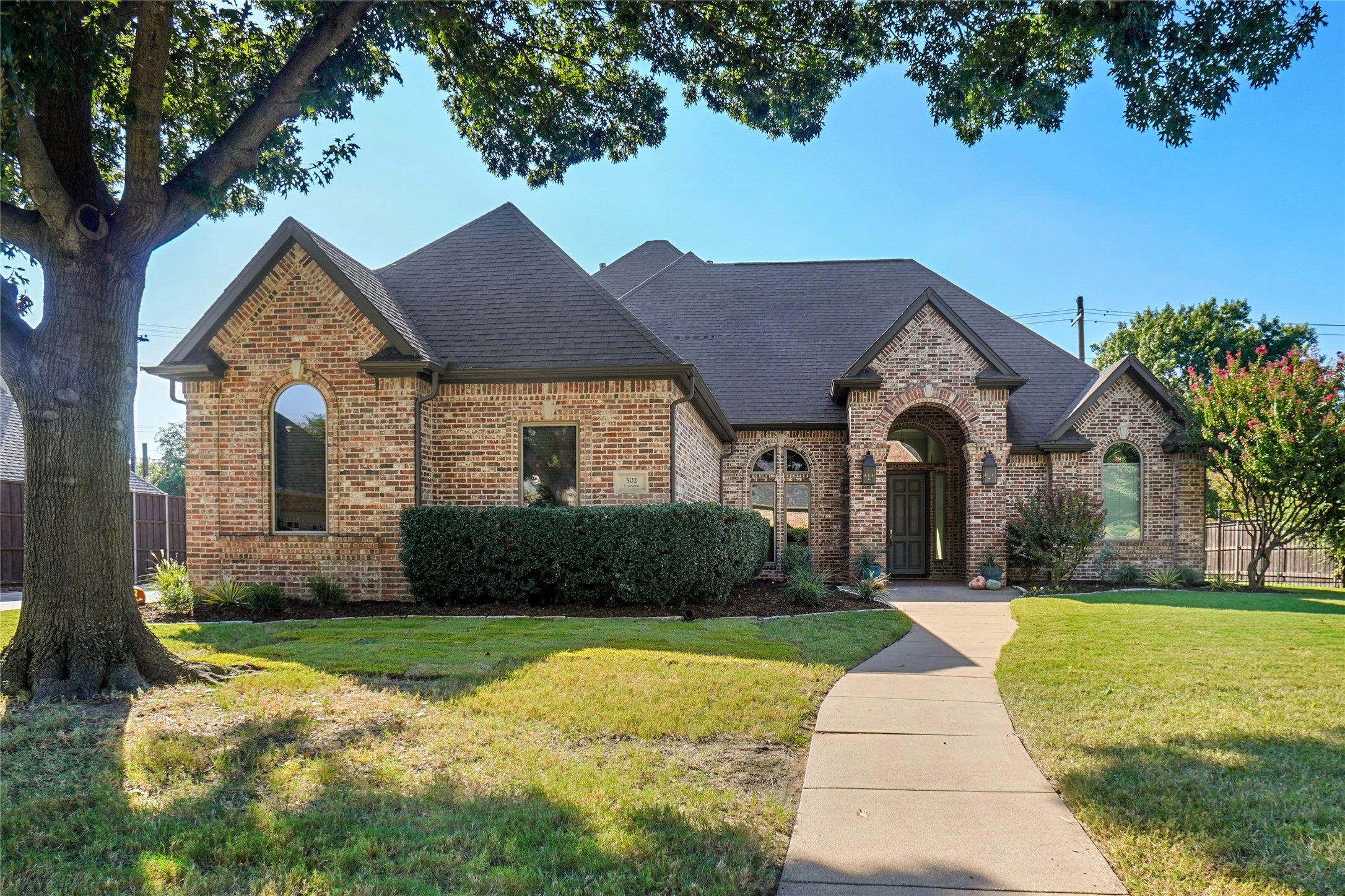 Southlake, Texas, 76092, United States, 4 Bedrooms Bedrooms, ,4 BathroomsBathrooms,Residential,Active,1962191