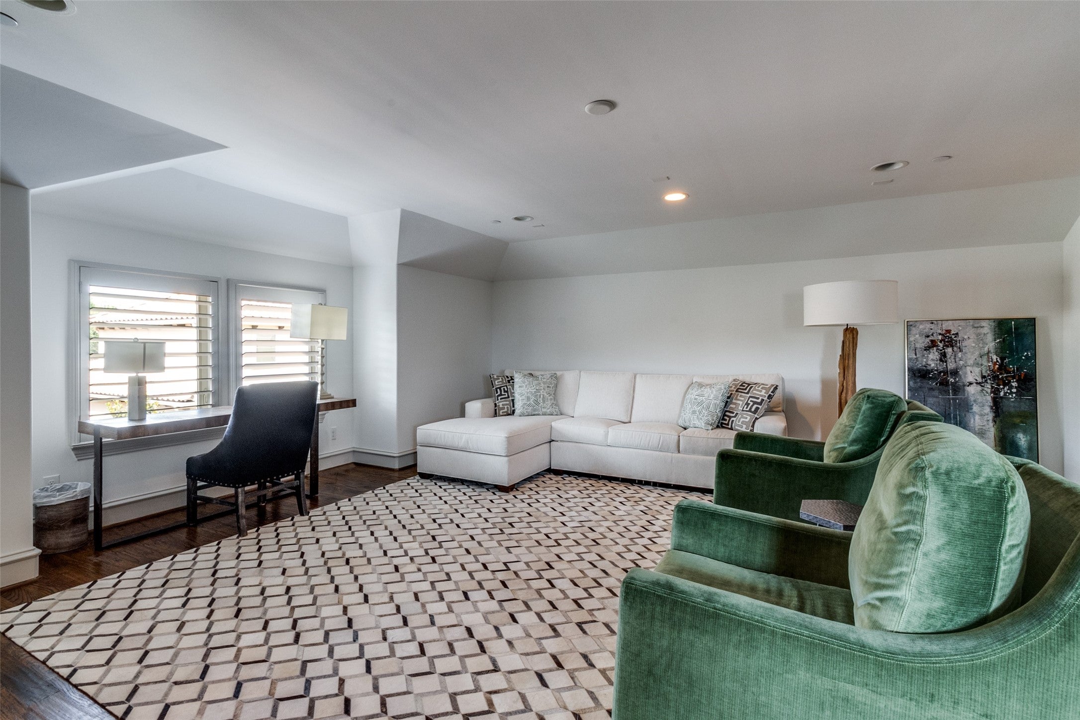 Dallas, Texas, 75205, United States, 4 Bedrooms Bedrooms, ,5 BathroomsBathrooms,Residential,Active,1952445