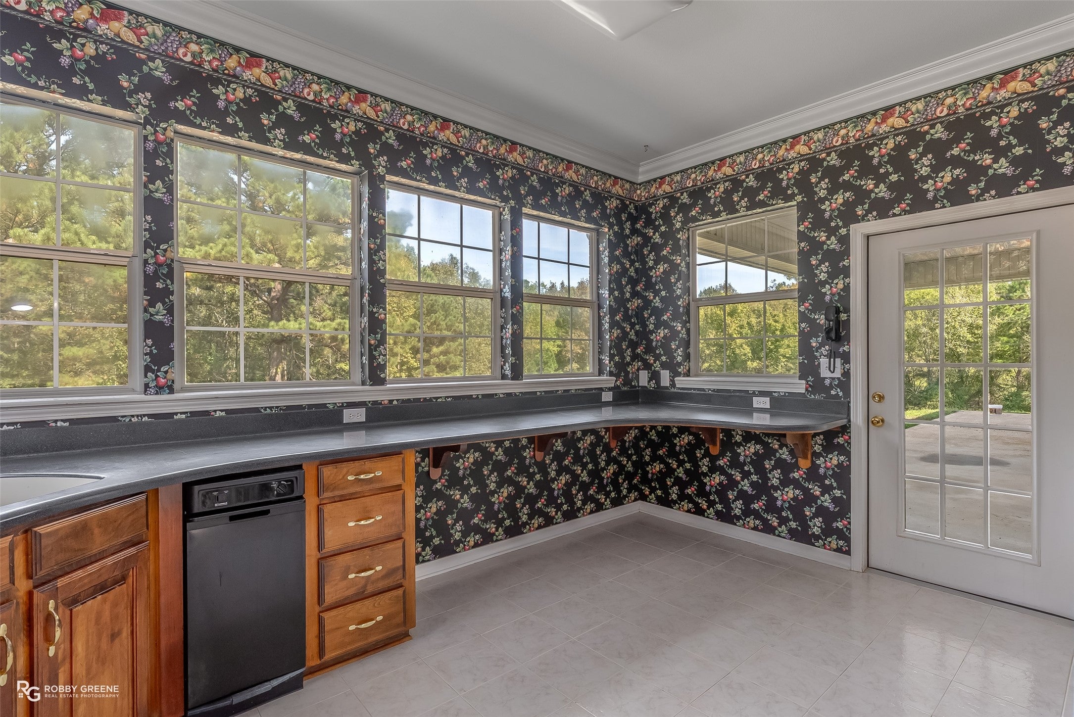 Shreveport, Louisiana, 71119, United States, 4 Bedrooms Bedrooms, ,4 BathroomsBathrooms,Residential,Active,1990608