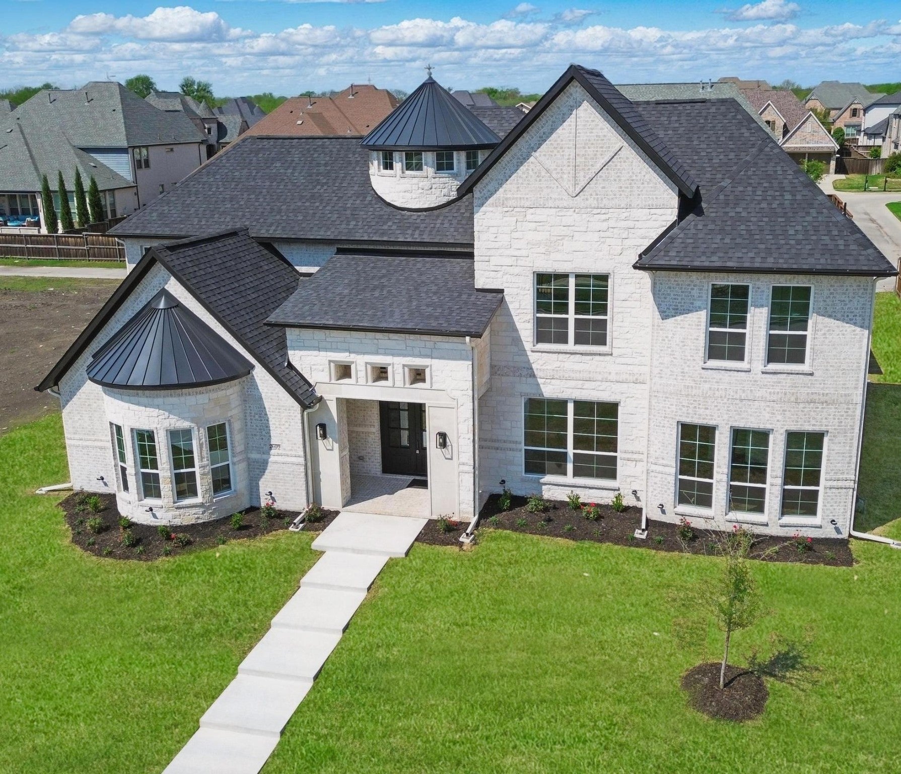Wylie, Texas, 75098, United States, 5 Bedrooms Bedrooms, ,6 BathroomsBathrooms,Residential,Active,1894588