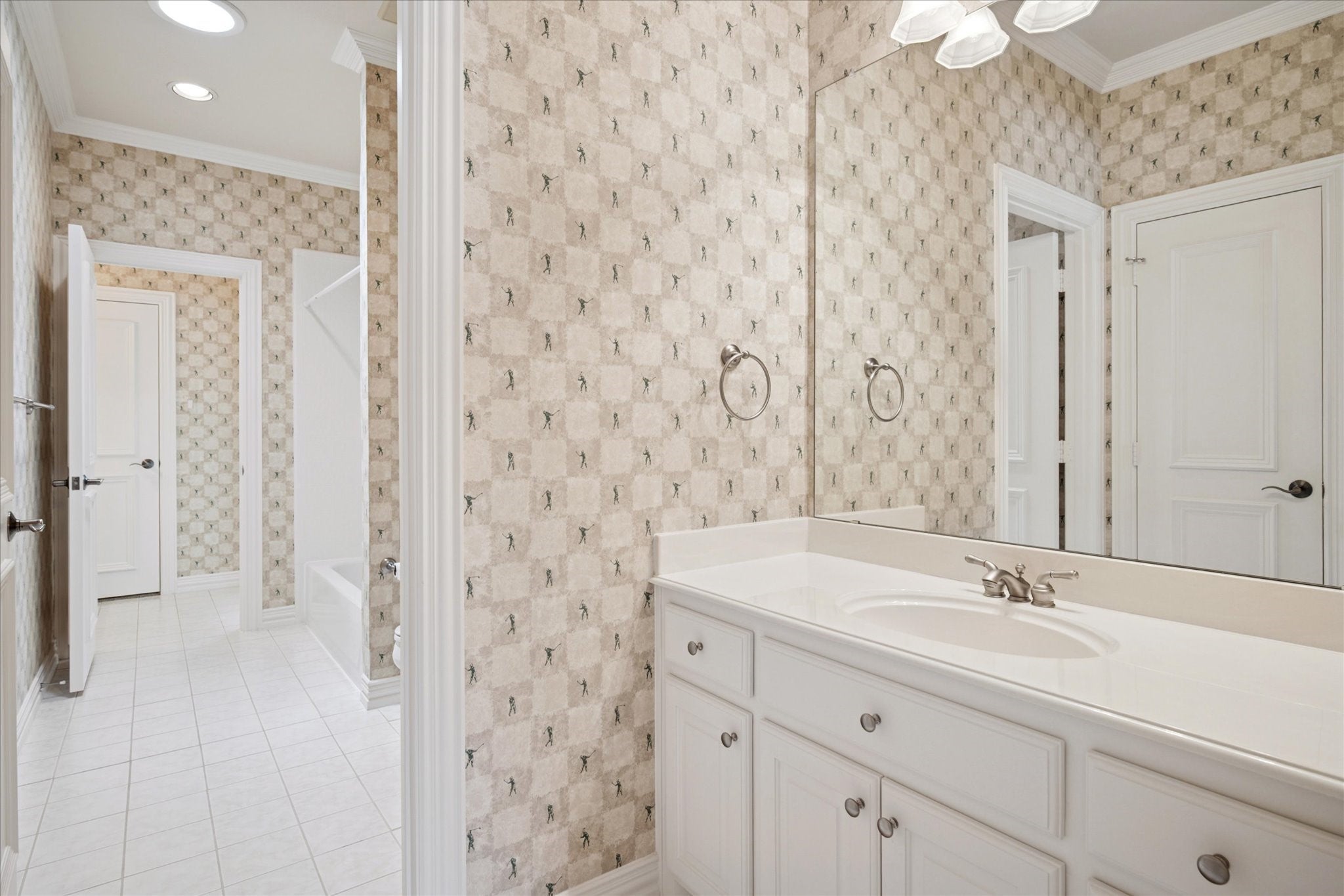 Plano, Texas, 75024, United States, 4 Bedrooms Bedrooms, ,5 BathroomsBathrooms,Residential,Active,1936400