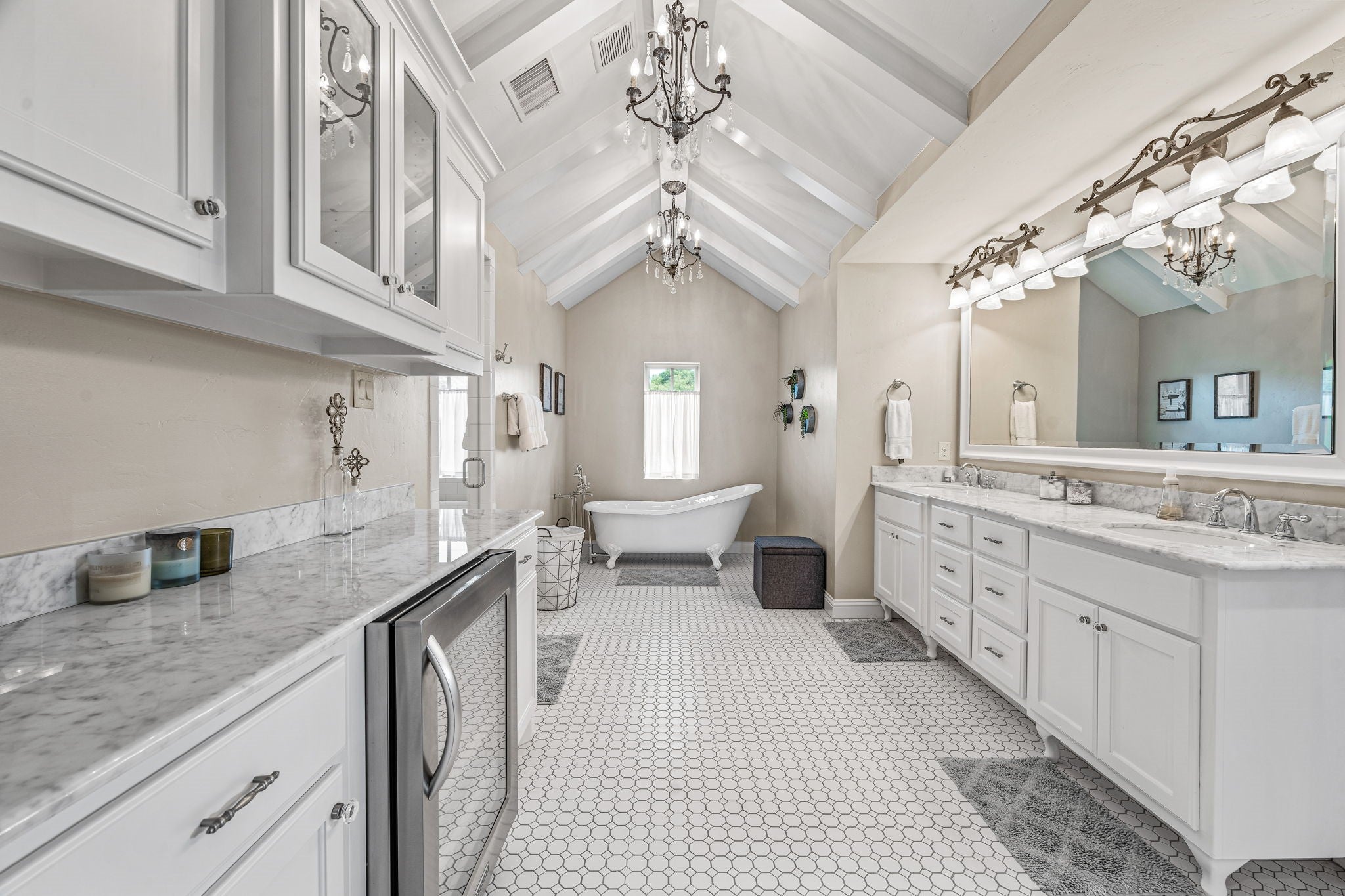 Graford, Texas, 76449, United States, ,6 BathroomsBathrooms,Residential,Active,1852724