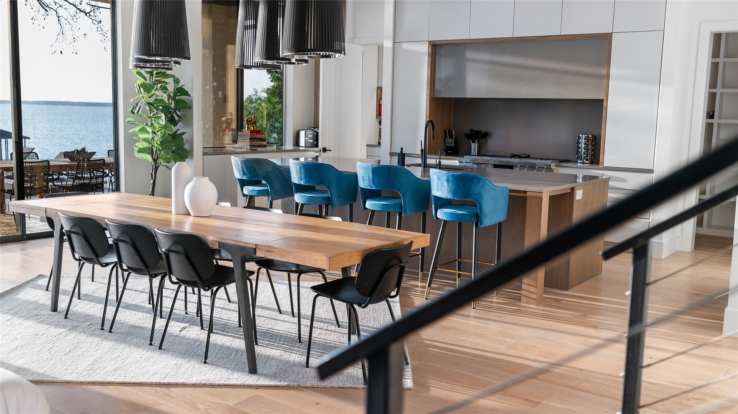 Streetman, Texas, 75859, United States, 5 Bedrooms Bedrooms, ,7 BathroomsBathrooms,Residential,Active,1988712