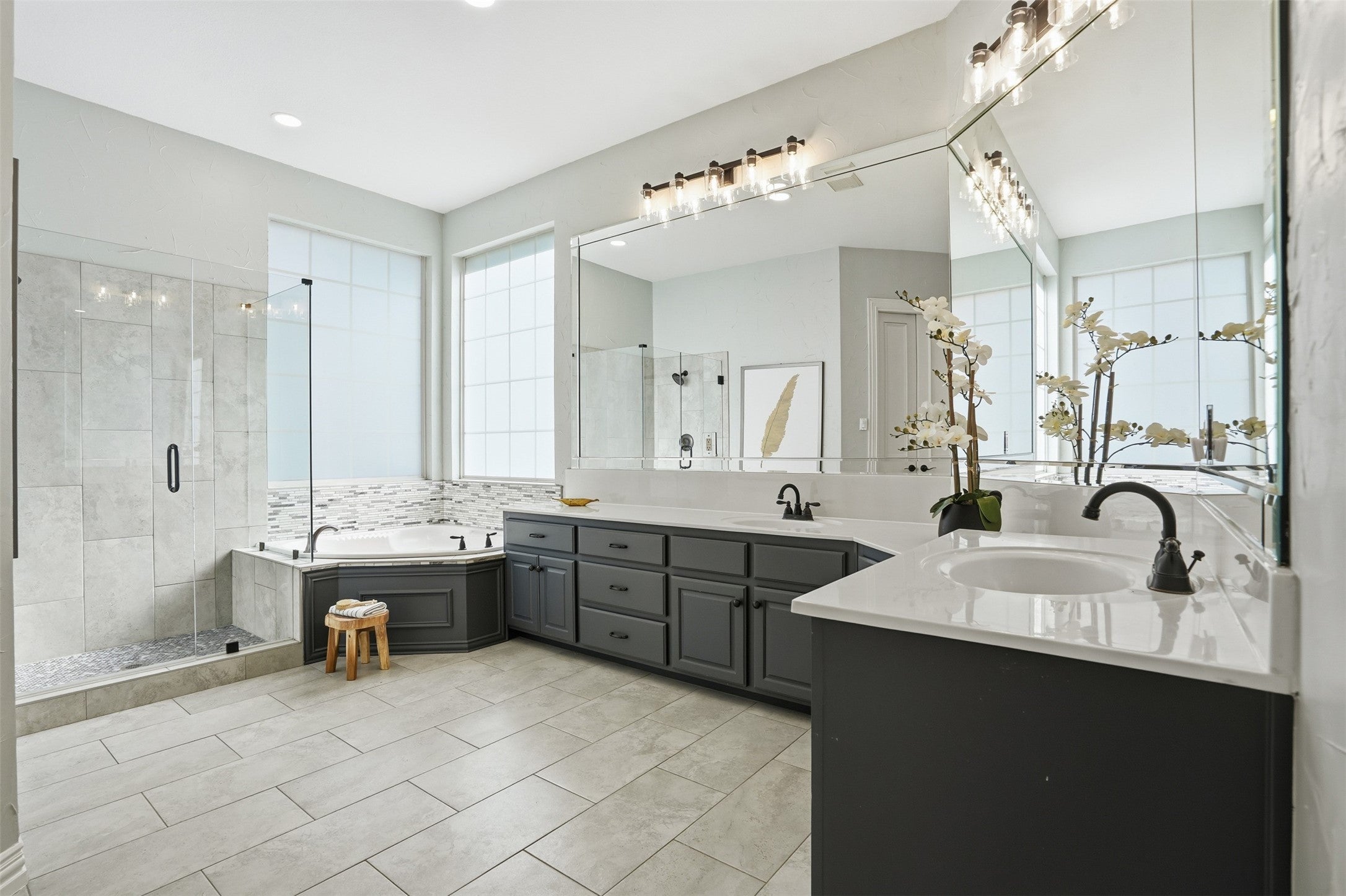 Southlake, Texas, 76092, United States, 5 Bedrooms Bedrooms, ,4 BathroomsBathrooms,Residential,Active,2008272