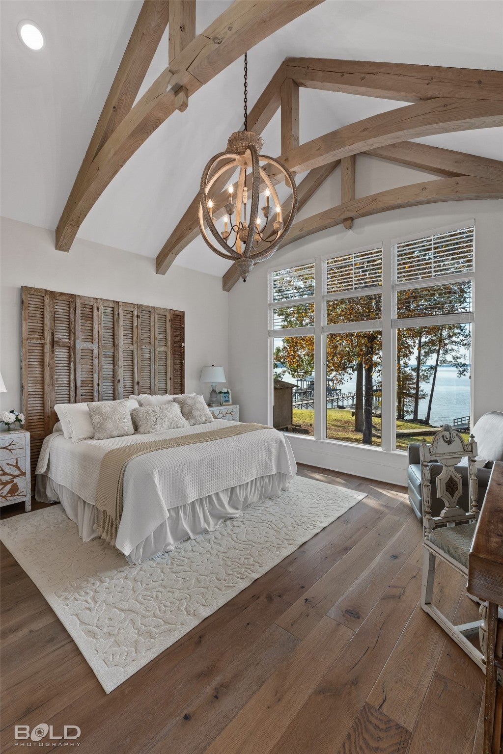 Many, Louisiana, 71449, United States, 3 Bedrooms Bedrooms, ,4 BathroomsBathrooms,Residential,Active,1993970