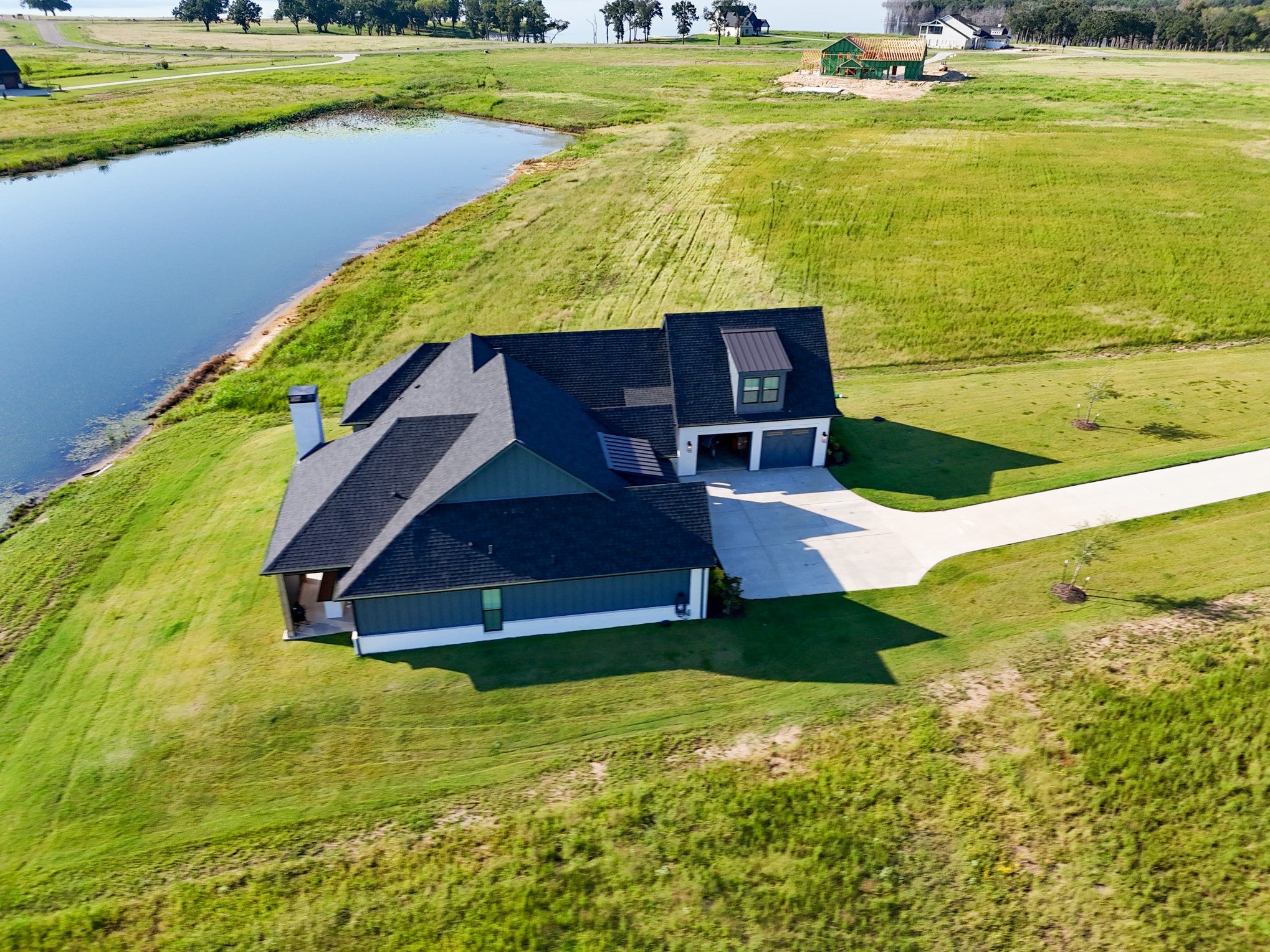 Honey Grove, Texas, 75446, United States, 5 Bedrooms Bedrooms, ,5 BathroomsBathrooms,Residential,Active,1944271
