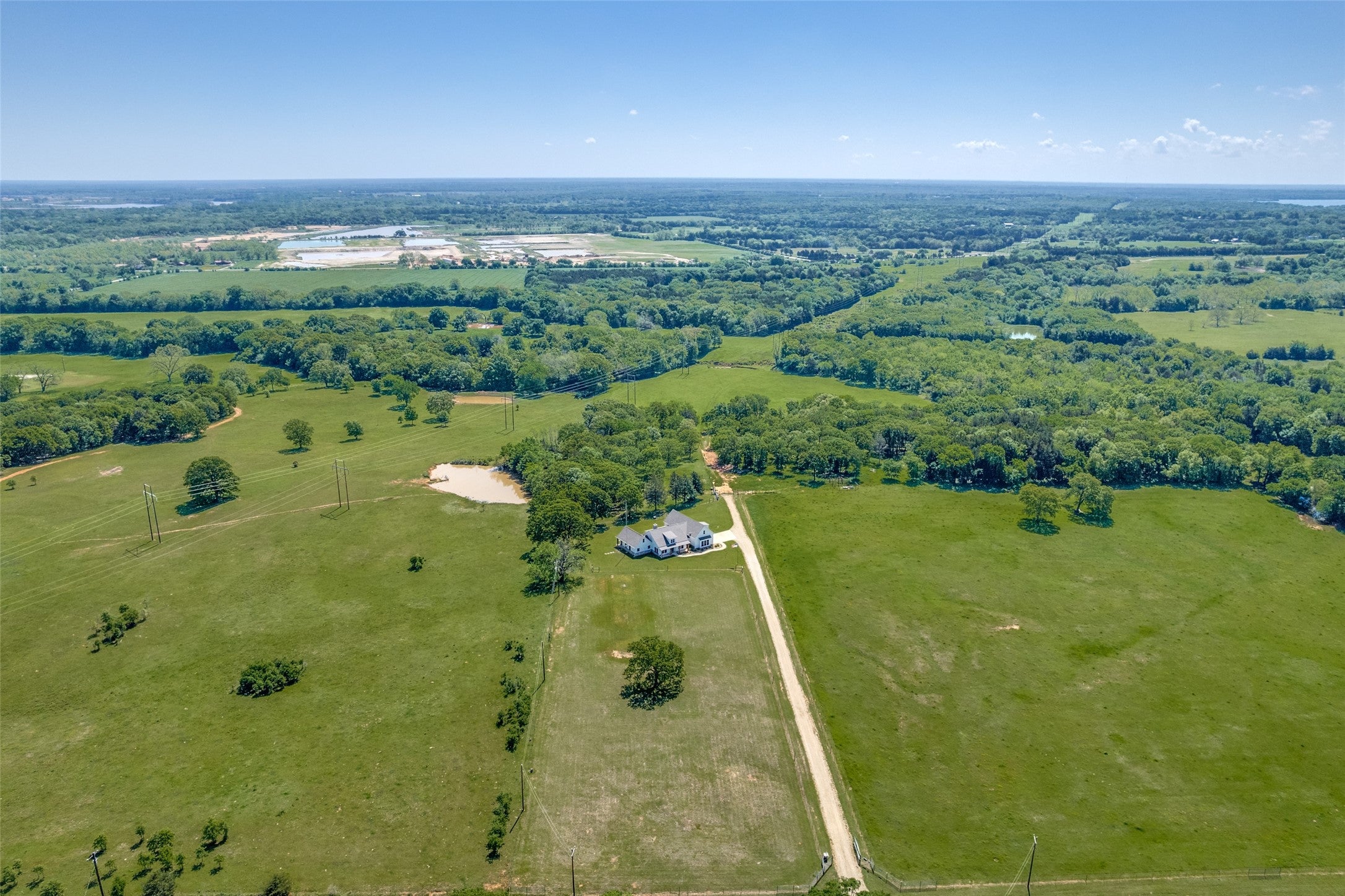 Bells, Texas, 75414, United States, ,3 BathroomsBathrooms,Residential,Active,1808226
