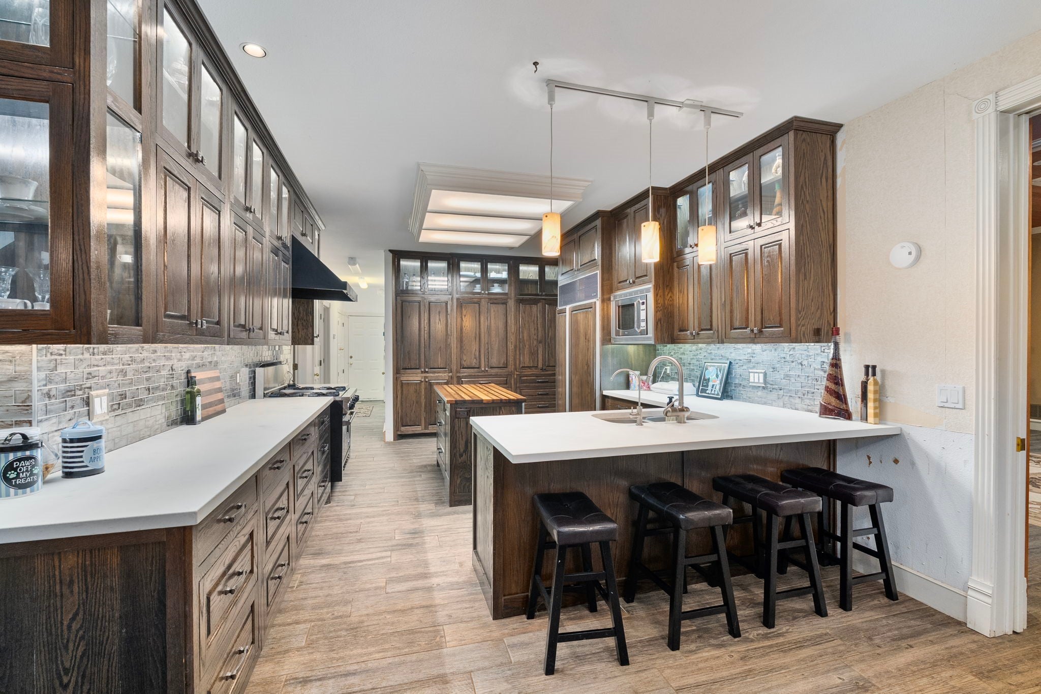 Aubrey, Texas, 76227, United States, ,3 BathroomsBathrooms,Residential,Active,1797940