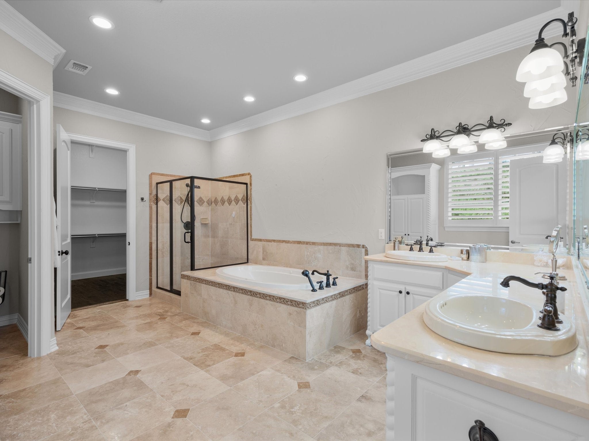 Runaway Bay, Texas, 76426, United States, 4 Bedrooms Bedrooms, ,4 BathroomsBathrooms,Residential,Active,1909882