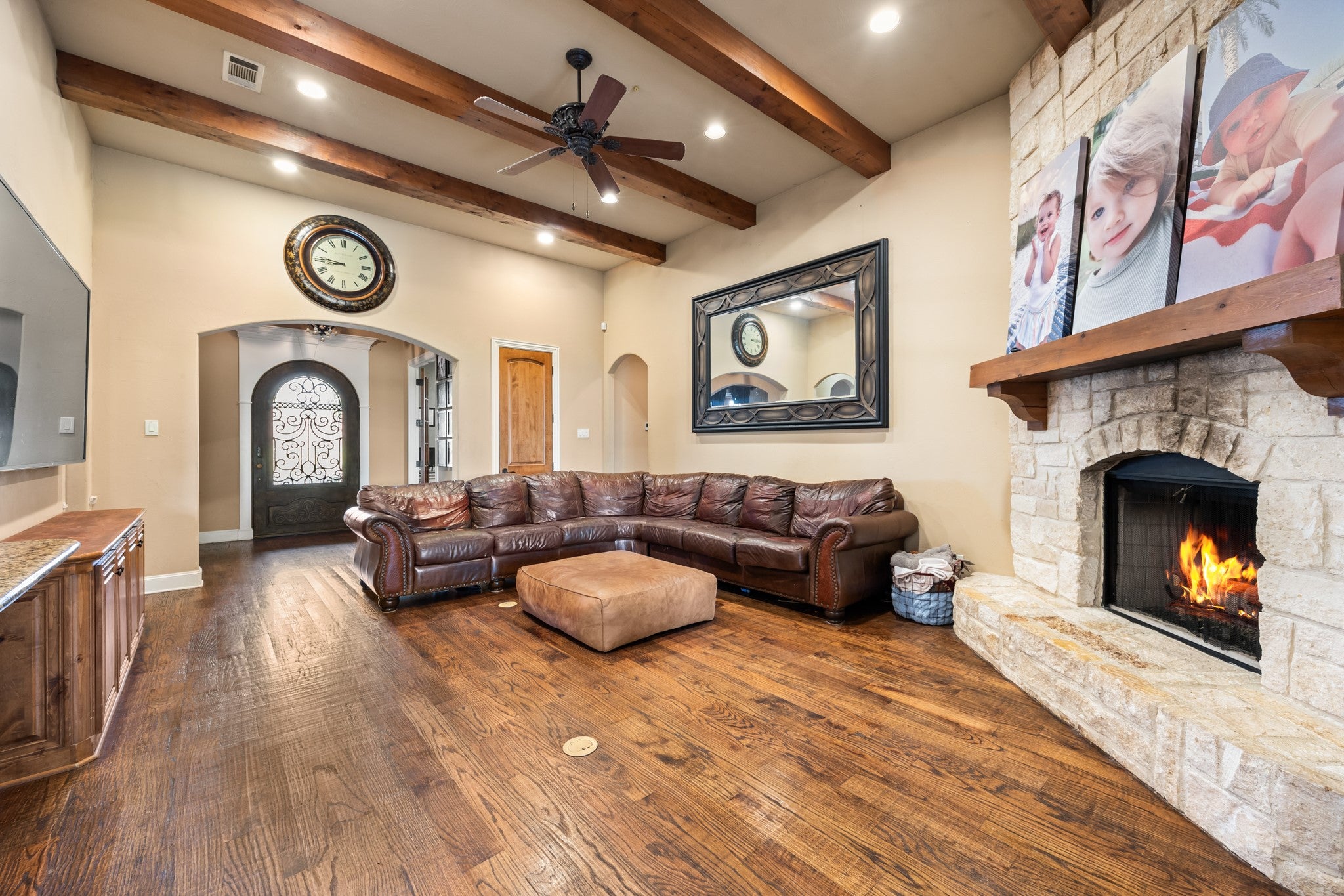 Midlothian, Texas, 76065, United States, 4 Bedrooms Bedrooms, ,4 BathroomsBathrooms,Residential,Active,1992317