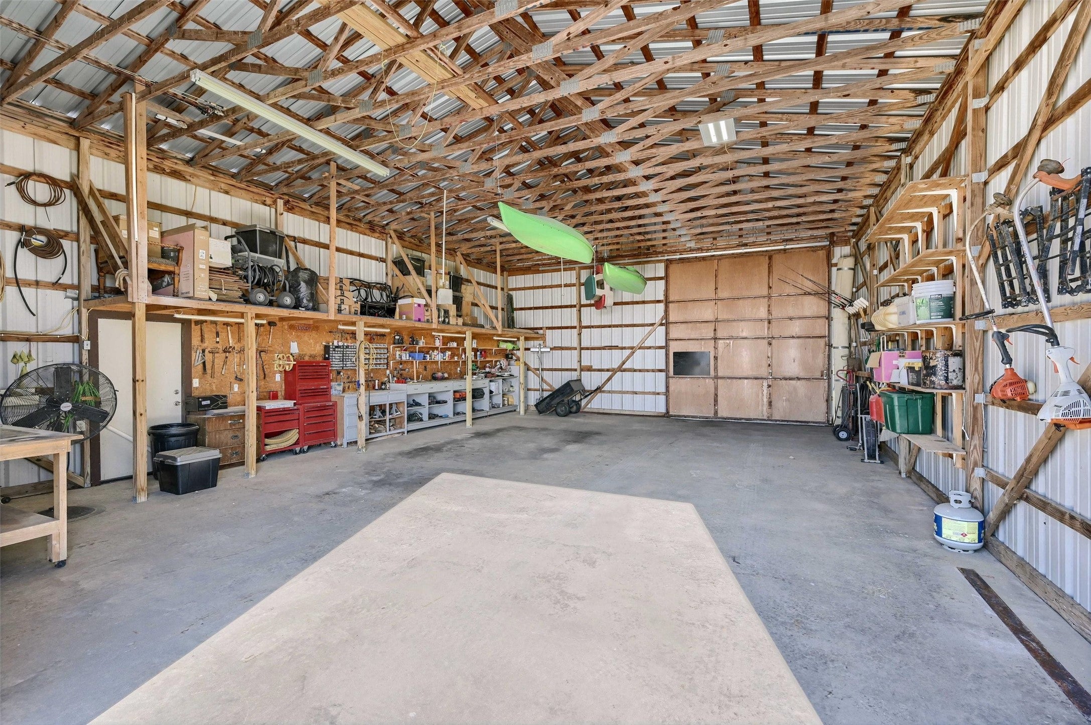 Tioga, Texas, 76271, United States, ,7 BathroomsBathrooms,Residential,Active,1841304