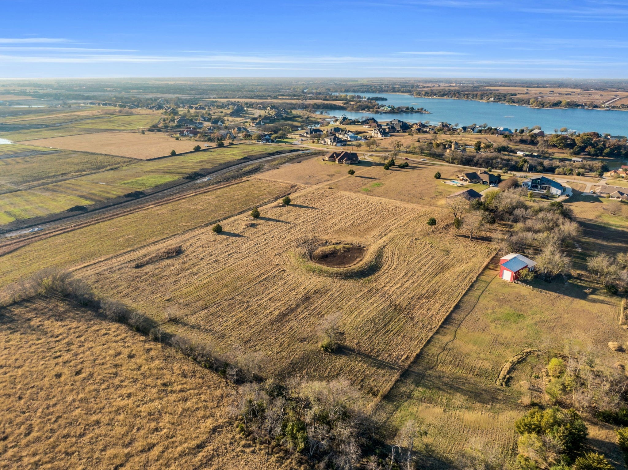 Waxahachie, Texas, 75165, United States, 3 Bedrooms Bedrooms, ,3 BathroomsBathrooms,Residential,Active,2001358