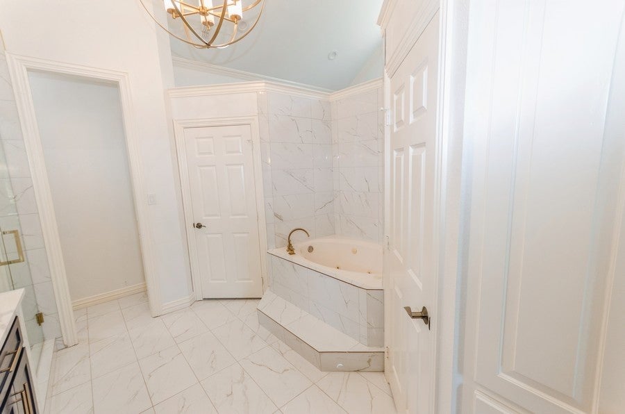 Rockwall, Texas, 75032, United States, 5 Bedrooms Bedrooms, ,4 BathroomsBathrooms,Residential,Active,1936444