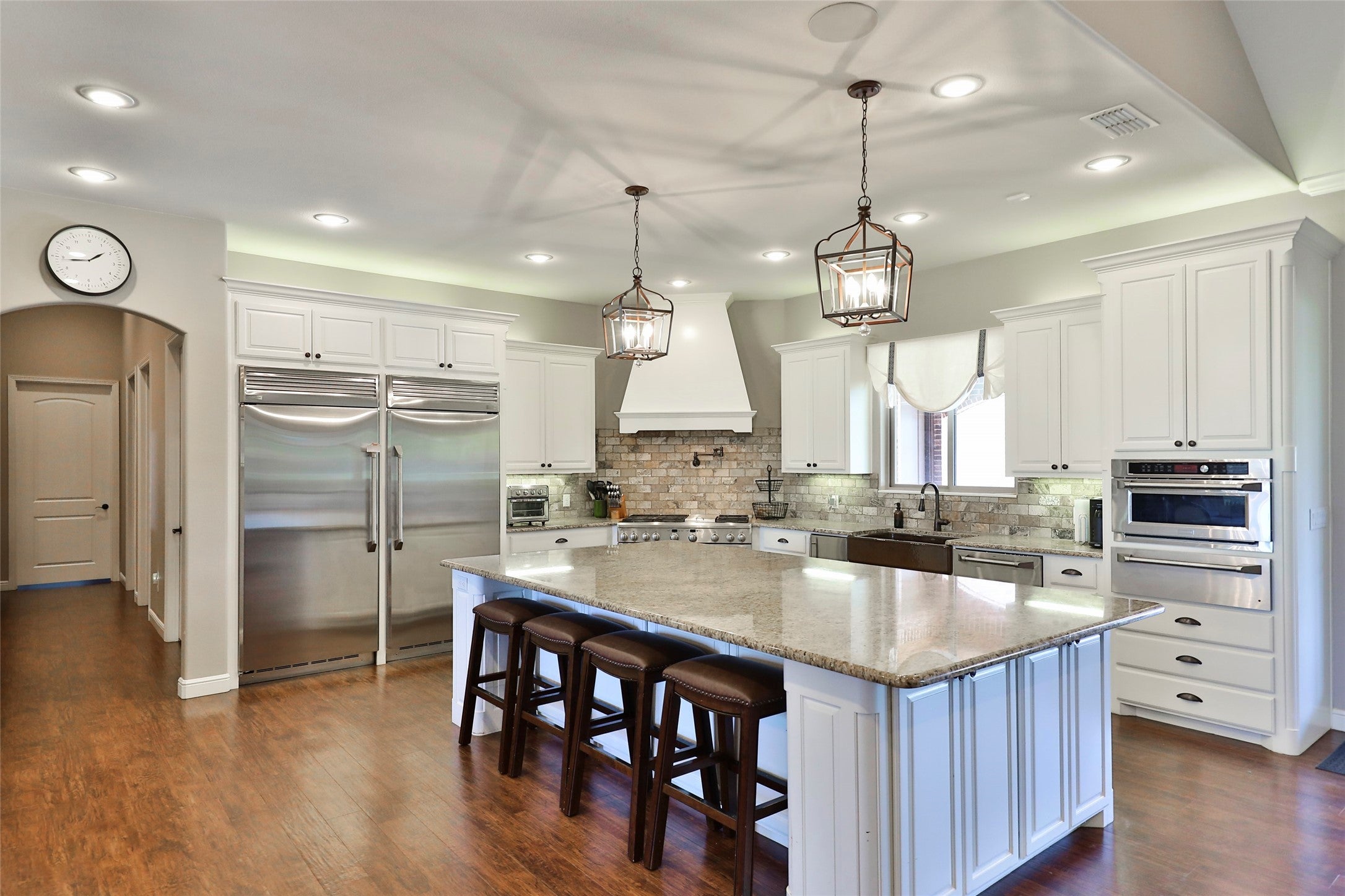 Abilene, Texas, 79602, United States, 5 Bedrooms Bedrooms, ,8 BathroomsBathrooms,Residential,Active,1762874