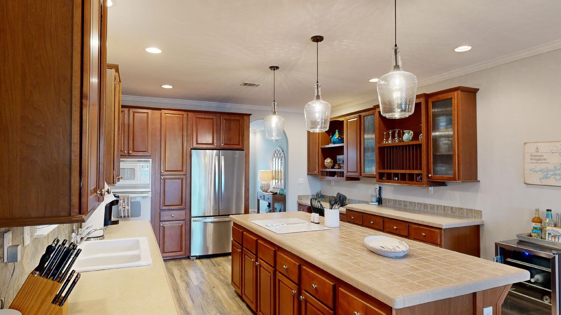 Graham, Texas, 76450, United States, 4 Bedrooms Bedrooms, ,2 BathroomsBathrooms,Residential,Active,2008324