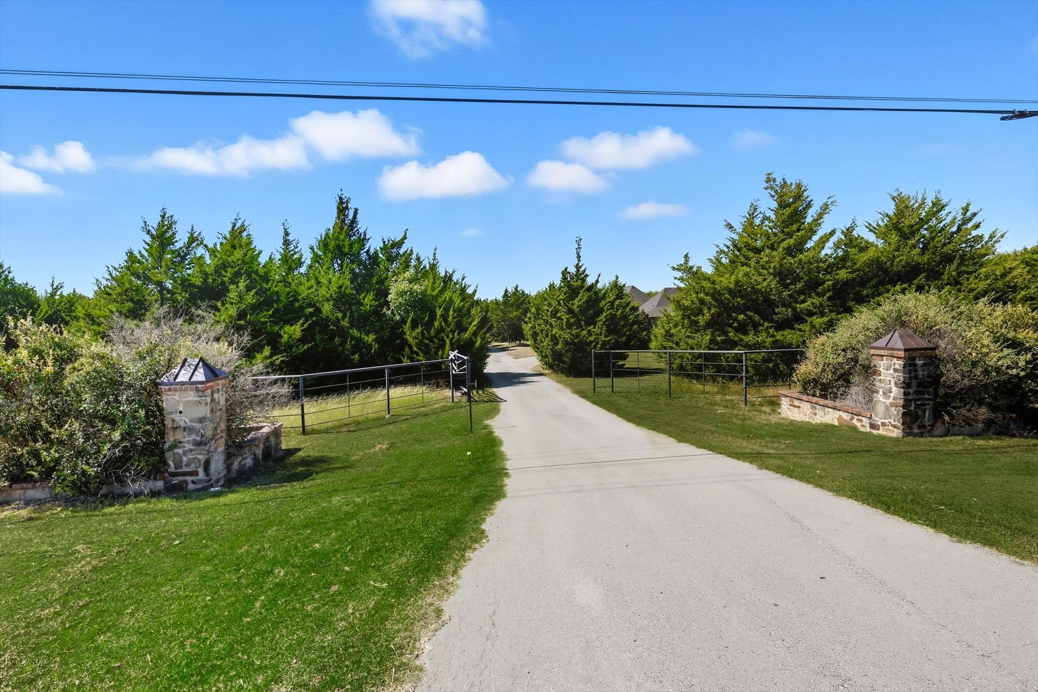 Melissa, Texas, 75454, United States, 3 Bedrooms Bedrooms, ,3 BathroomsBathrooms,Residential,Active,1961952