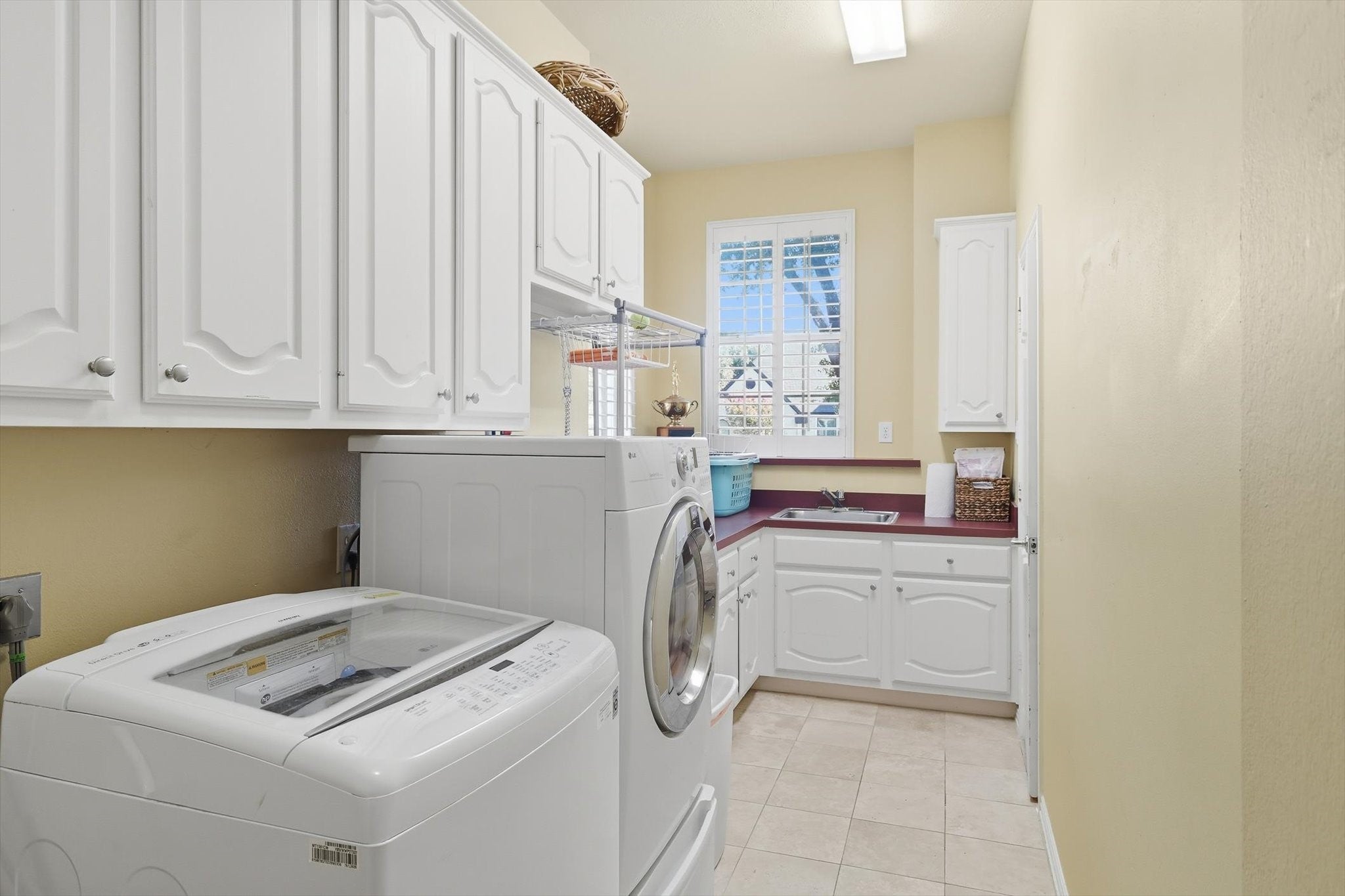 Southlake, Texas, 76092, United States, 5 Bedrooms Bedrooms, ,5 BathroomsBathrooms,Residential,Active,1966028