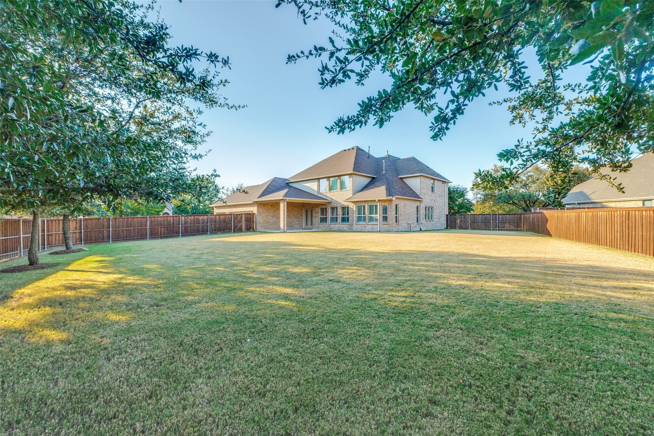 Frisco, Texas, 75033, United States, 5 Bedrooms Bedrooms, ,5 BathroomsBathrooms,Residential,Active,1994954