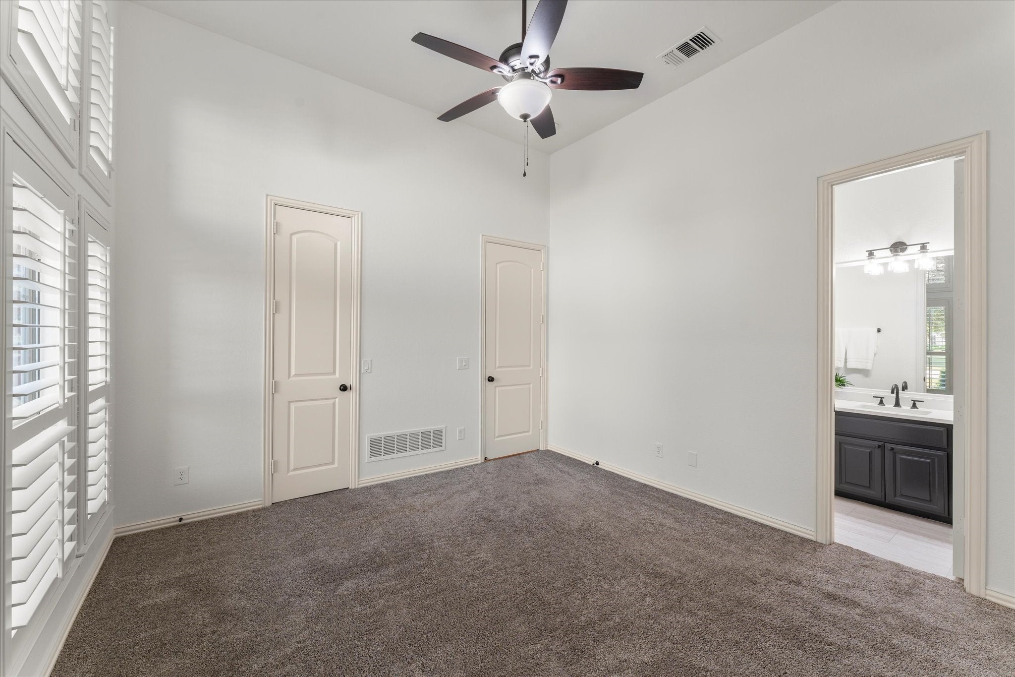 Prosper, Texas, 75078, United States, 4 Bedrooms Bedrooms, ,5 BathroomsBathrooms,Residential,Active,1936432