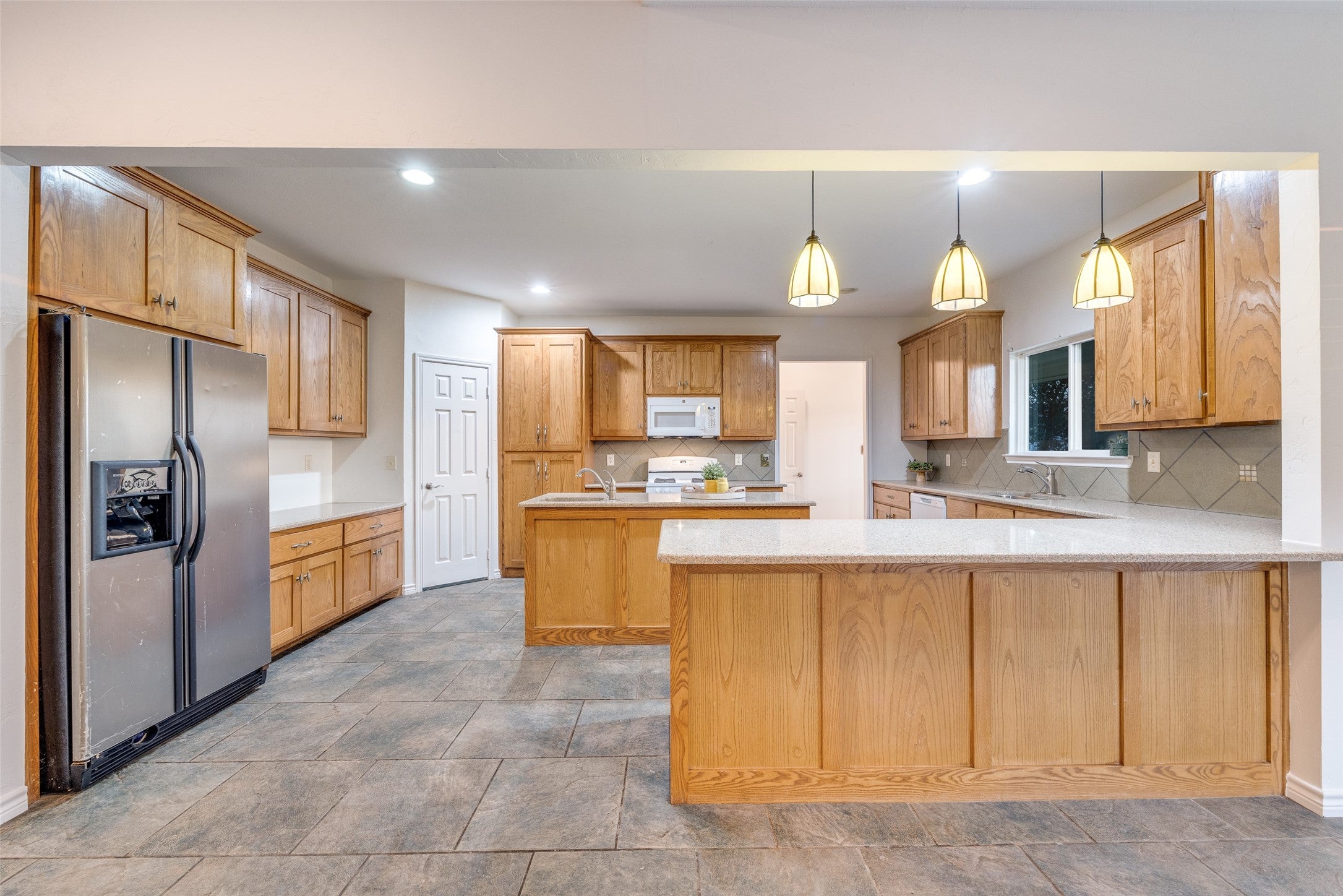 Leonard, Texas, 75452, United States, 2 Bedrooms Bedrooms, ,2 BathroomsBathrooms,Residential,Active,1920262