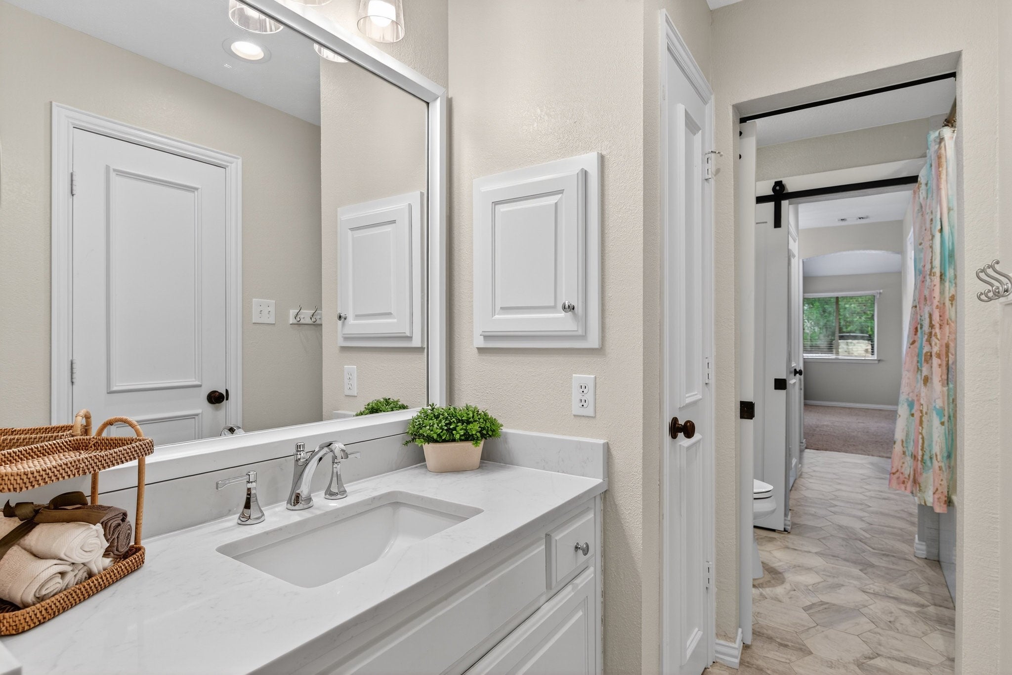 Southlake, Texas, 76092, United States, 4 Bedrooms Bedrooms, ,4 BathroomsBathrooms,Residential,Active,1969768