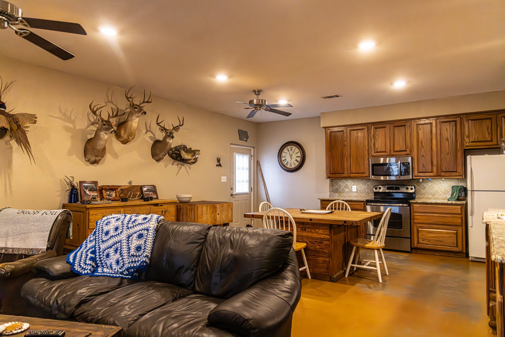 Graford, Texas, 76449, United States, 2 Bedrooms Bedrooms, ,1 BathroomBathrooms,Residential,Active,2006785