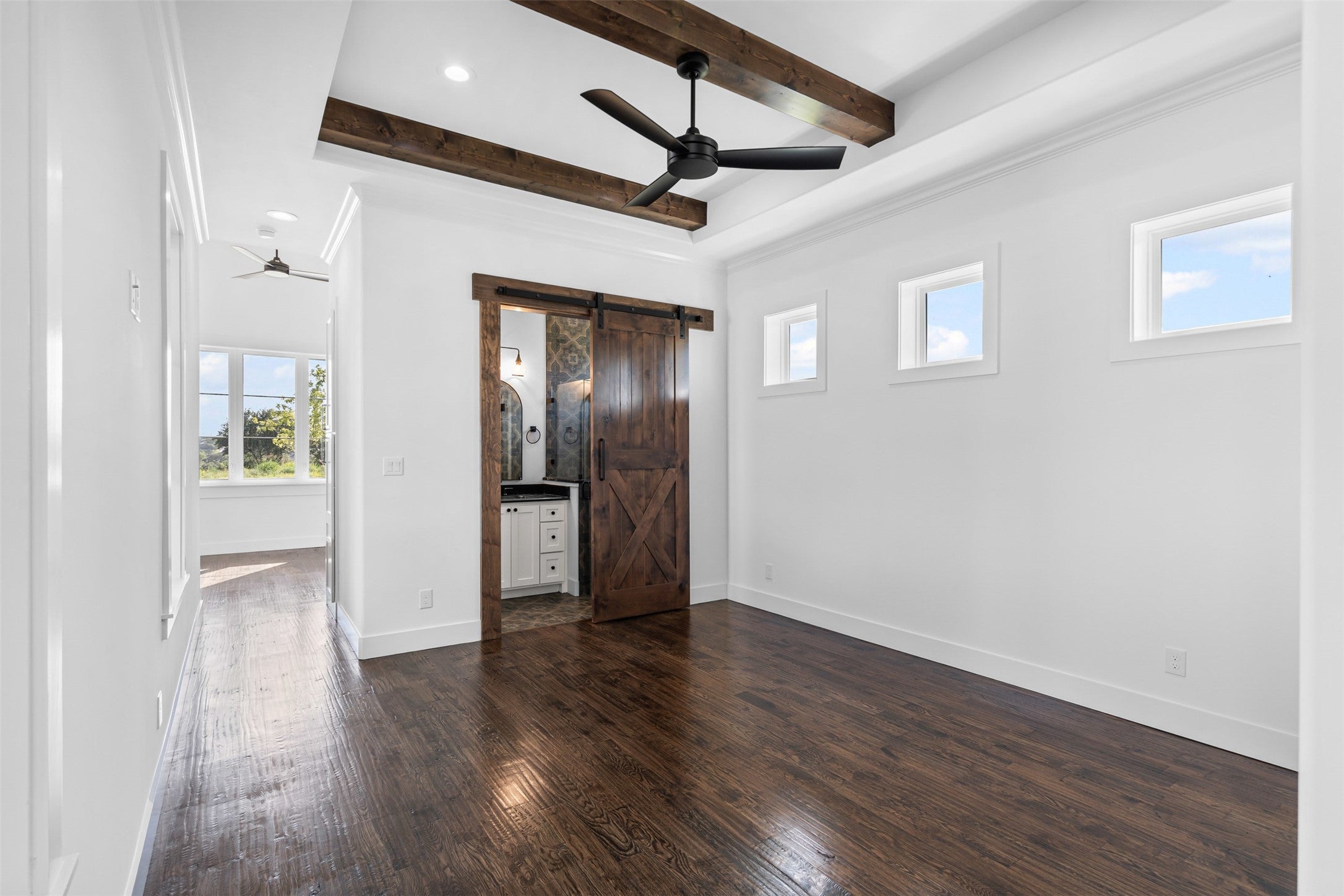 Granbury, Texas, 76048, United States, 5 Bedrooms Bedrooms, ,7 BathroomsBathrooms,Residential,Active,1909834