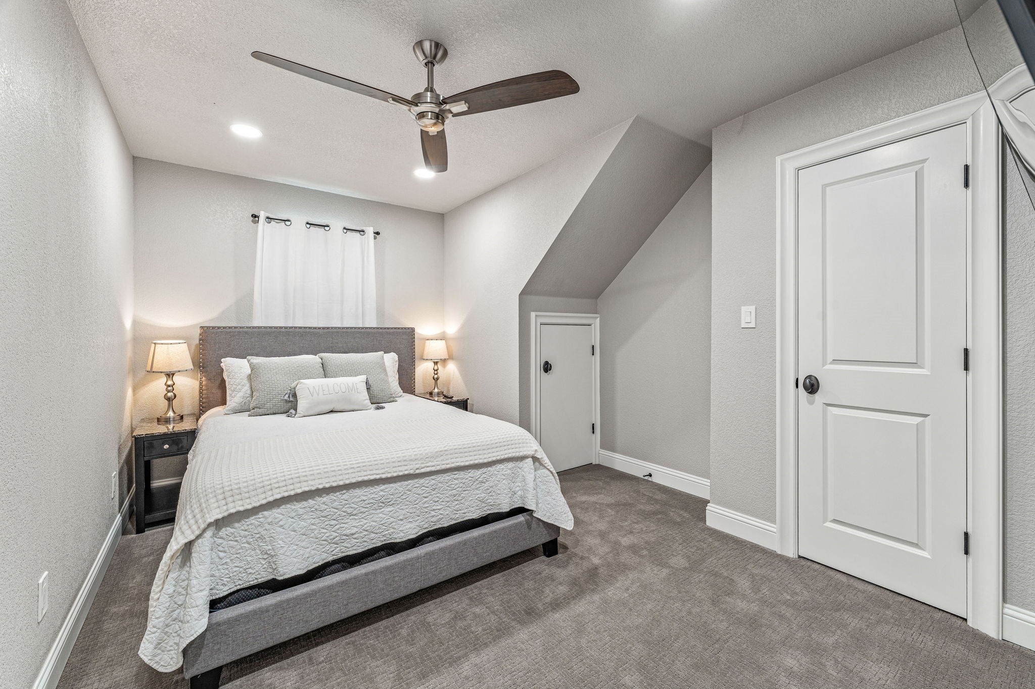 Graford, Texas, 76449, United States, ,6 BathroomsBathrooms,Residential,Active,1852724