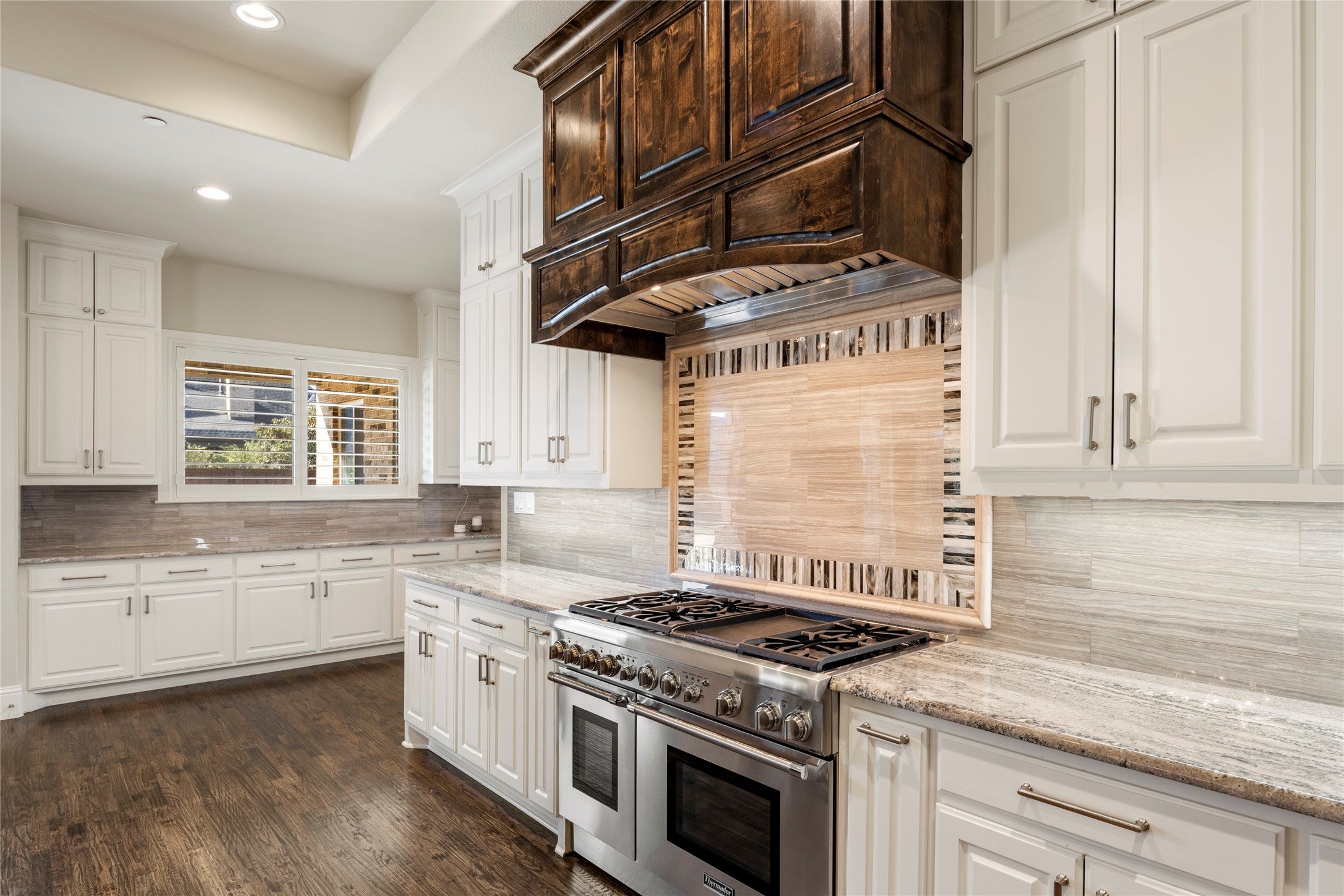 Southlake, Texas, 76092, United States, 5 Bedrooms Bedrooms, ,6 BathroomsBathrooms,Residential,Active,2008267