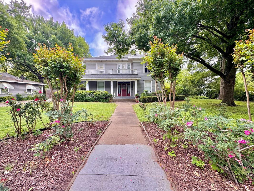 900 PARK DR, HILLSBORO, TX 76645, photo 1 of 40