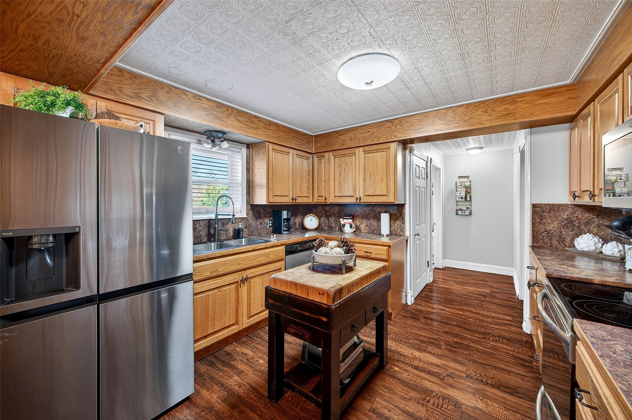 Sherman, Texas, 75090, United States, 3 Bedrooms Bedrooms, ,2 BathroomsBathrooms,Residential,Active,2006784