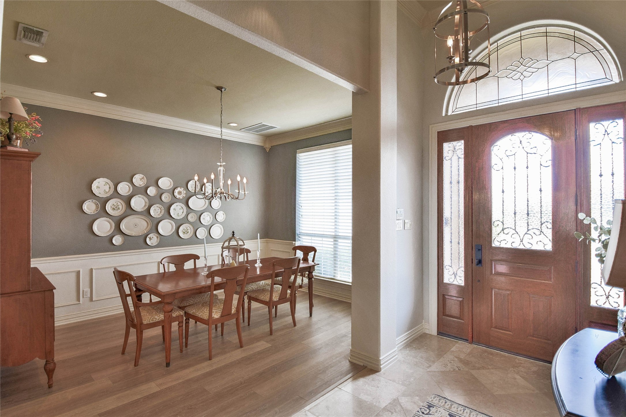 Granbury, Texas, 76048, United States, 3 Bedrooms Bedrooms, ,3 BathroomsBathrooms,Residential,Active,1943796
