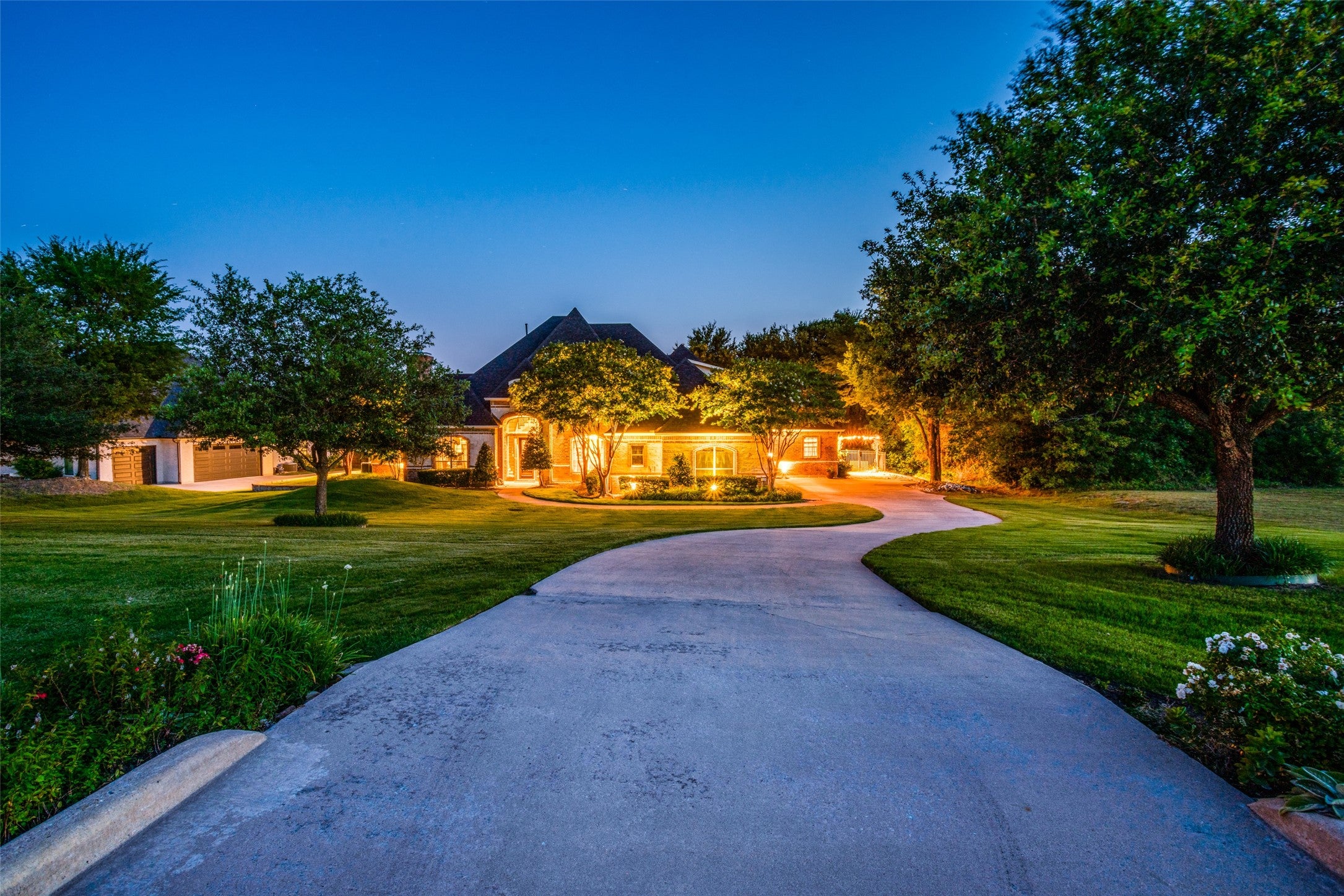 Mckinney, Texas, 75071, United States, 4 Bedrooms Bedrooms, ,5 BathroomsBathrooms,Residential,Active,1920255