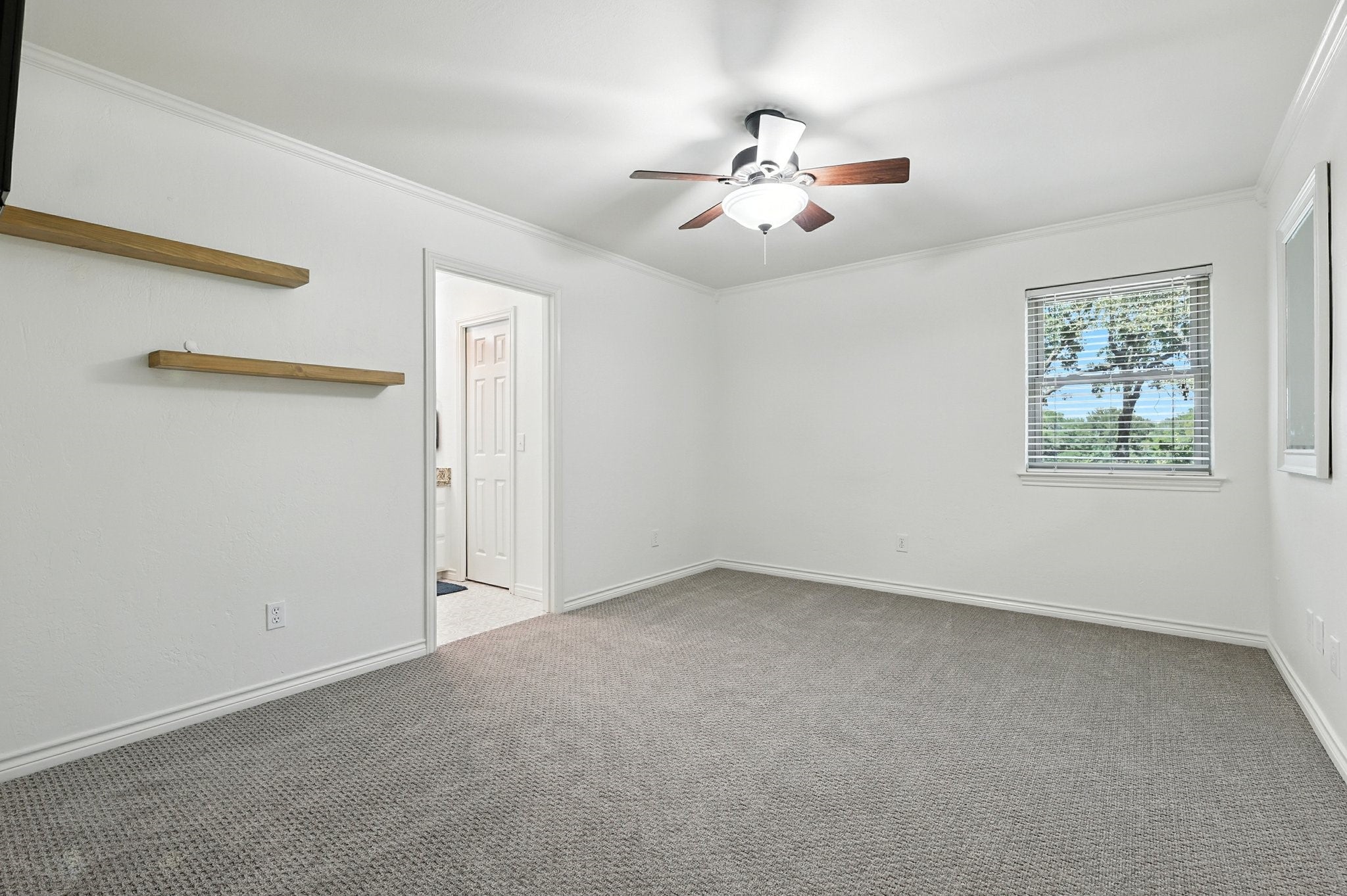 Flower Mound, Texas, 75022, United States, 5 Bedrooms Bedrooms, ,5 BathroomsBathrooms,Residential,Active,1941349