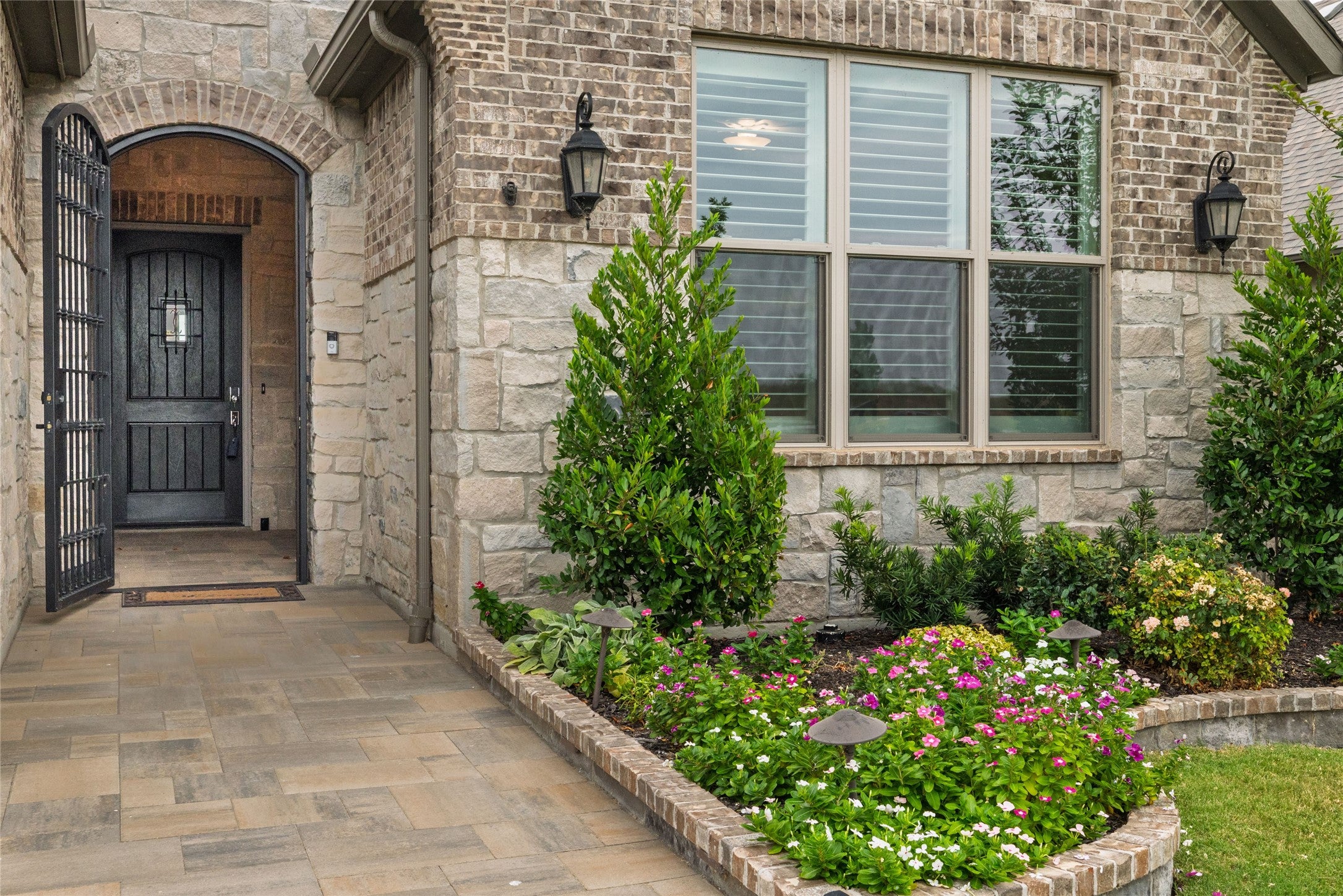Denton, Texas, 76207, United States, 3 Bedrooms Bedrooms, ,3 BathroomsBathrooms,Residential,Active,1704396