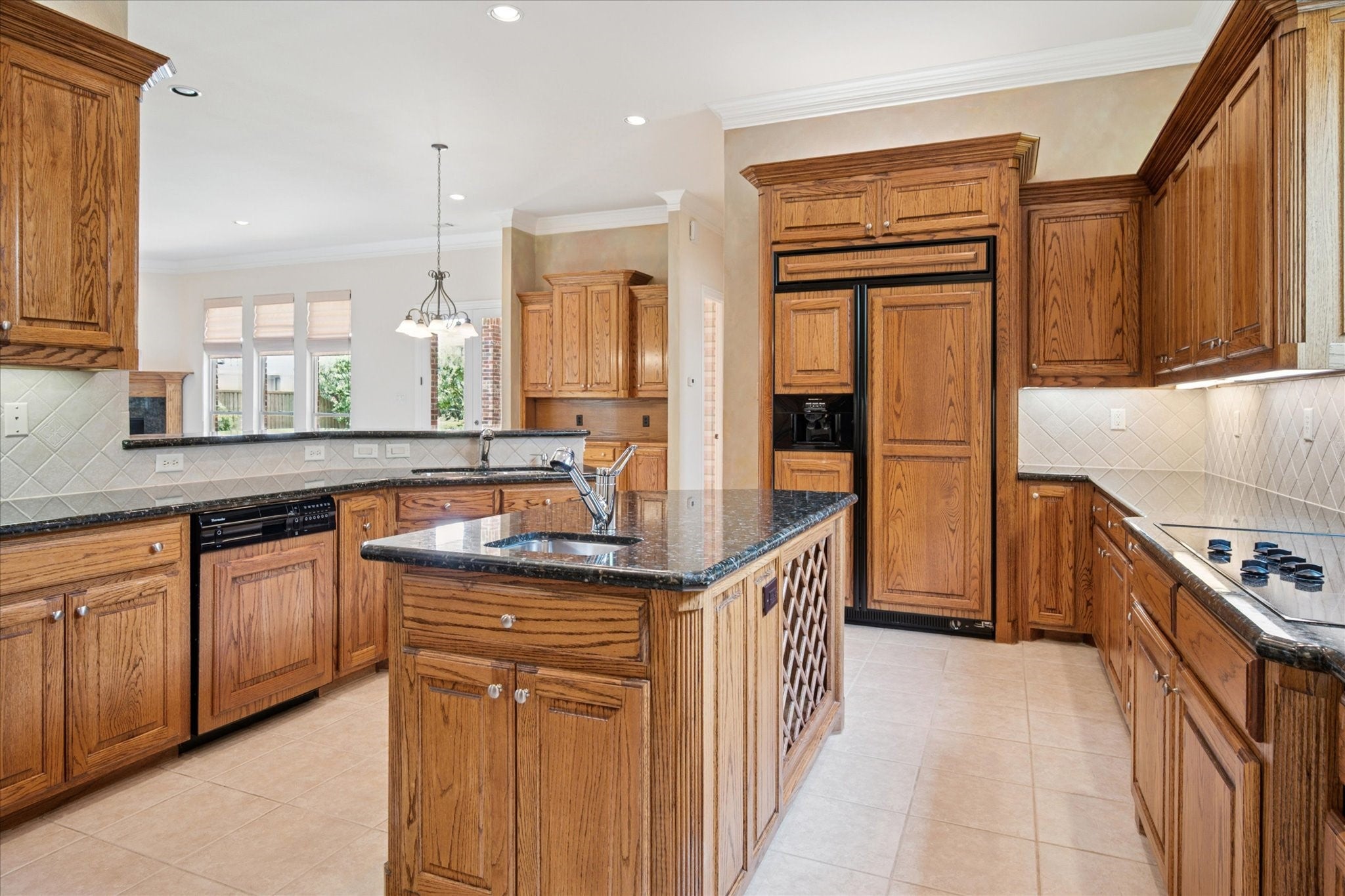 Plano, Texas, 75024, United States, 4 Bedrooms Bedrooms, ,5 BathroomsBathrooms,Residential,Active,1936400