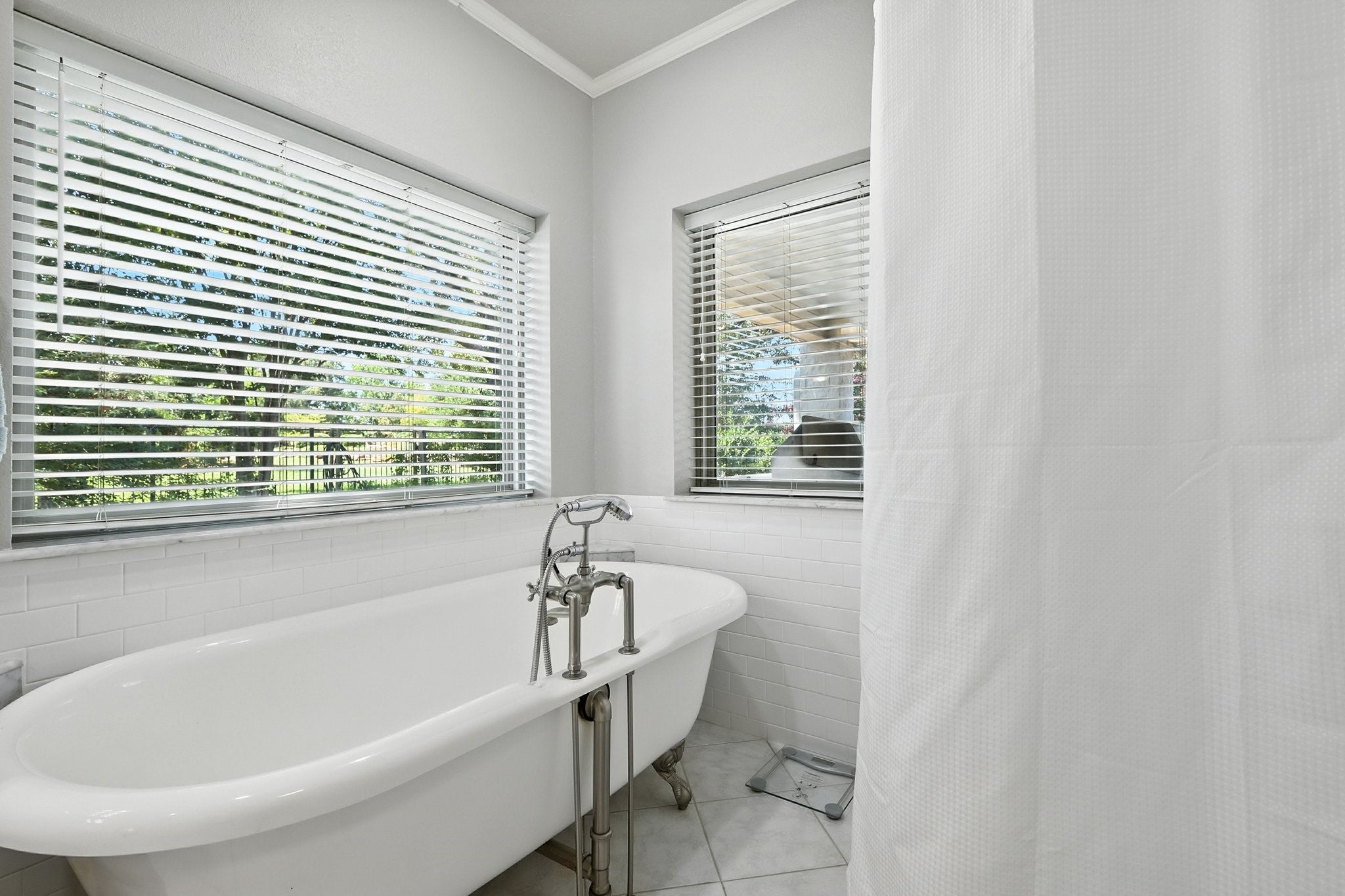 Flower Mound, Texas, 75022, United States, 5 Bedrooms Bedrooms, ,5 BathroomsBathrooms,Residential,Active,1941349