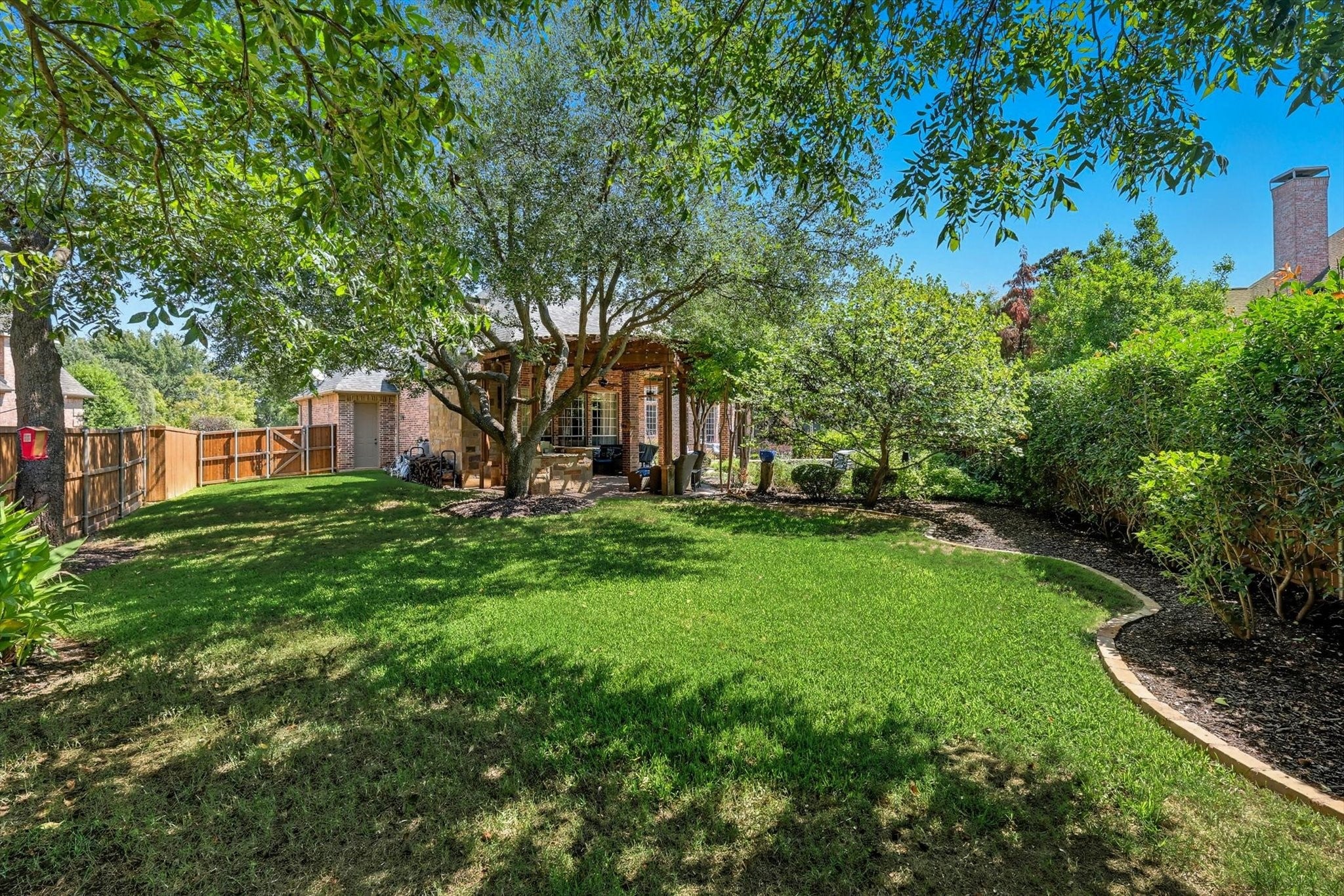 Flower Mound, Texas, 75028, United States, 4 Bedrooms Bedrooms, ,4 BathroomsBathrooms,Residential,Active,1951804