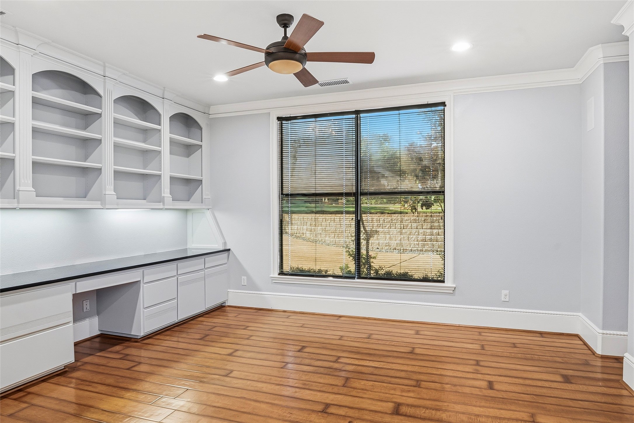 Flower Mound, Texas, 75022, United States, 4 Bedrooms Bedrooms, ,6 BathroomsBathrooms,Residential,Active,1972143