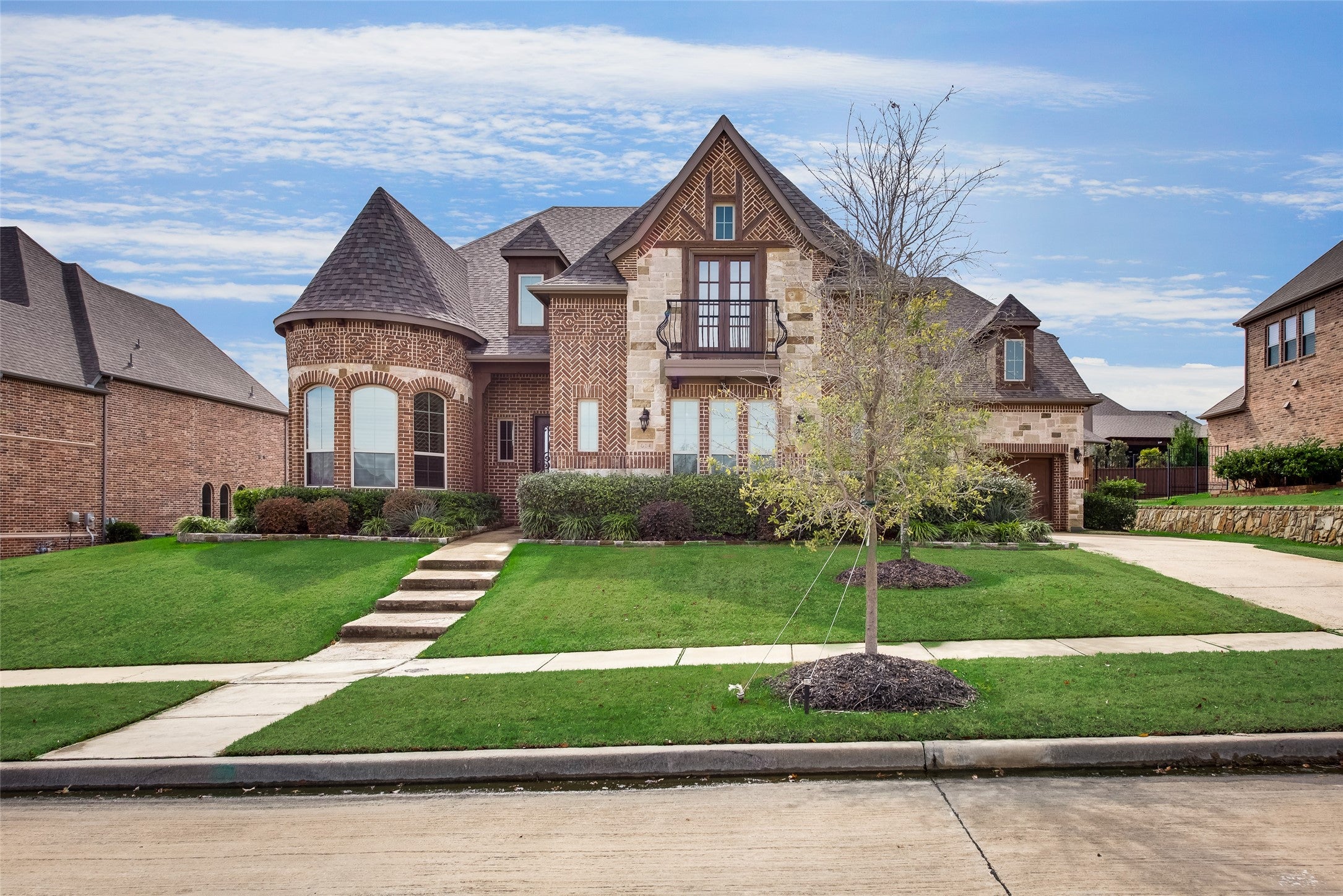 Keller, Texas, 76248, United States, 5 Bedrooms Bedrooms, ,7 BathroomsBathrooms,Residential,Active,2006850